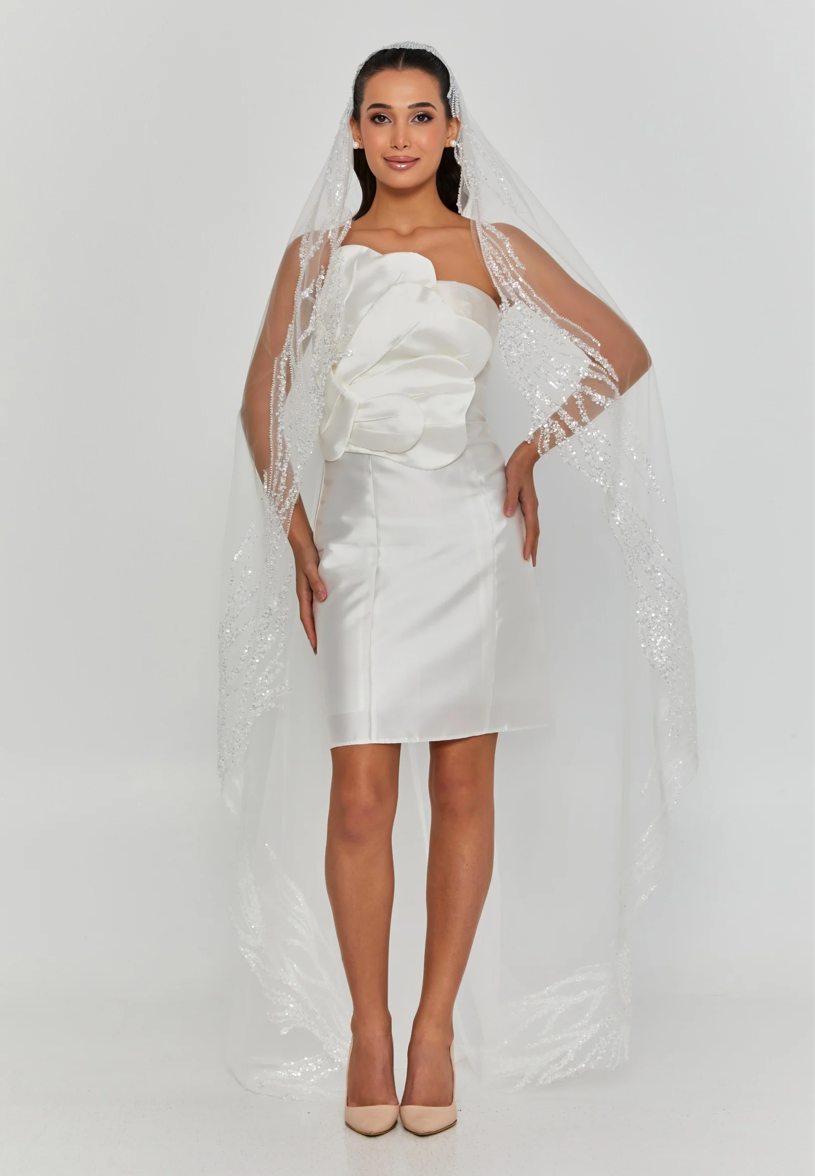 Beaded Section Single Tier Tulle Veil aba24-15