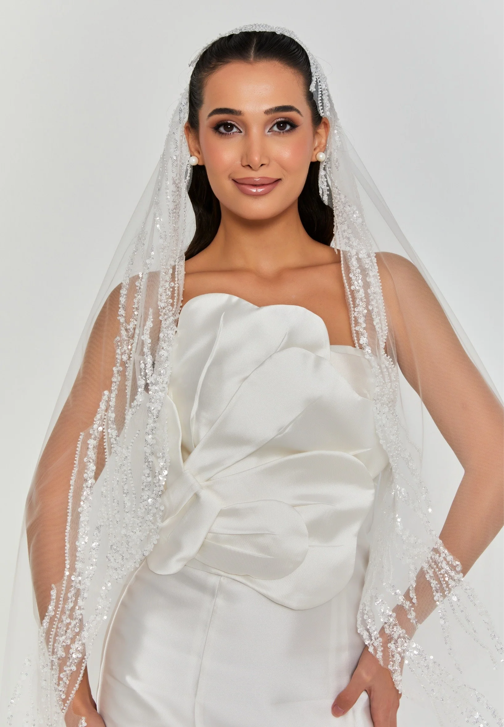 Beaded Section Single Tier Tulle Veil aba24-15 - Image 4