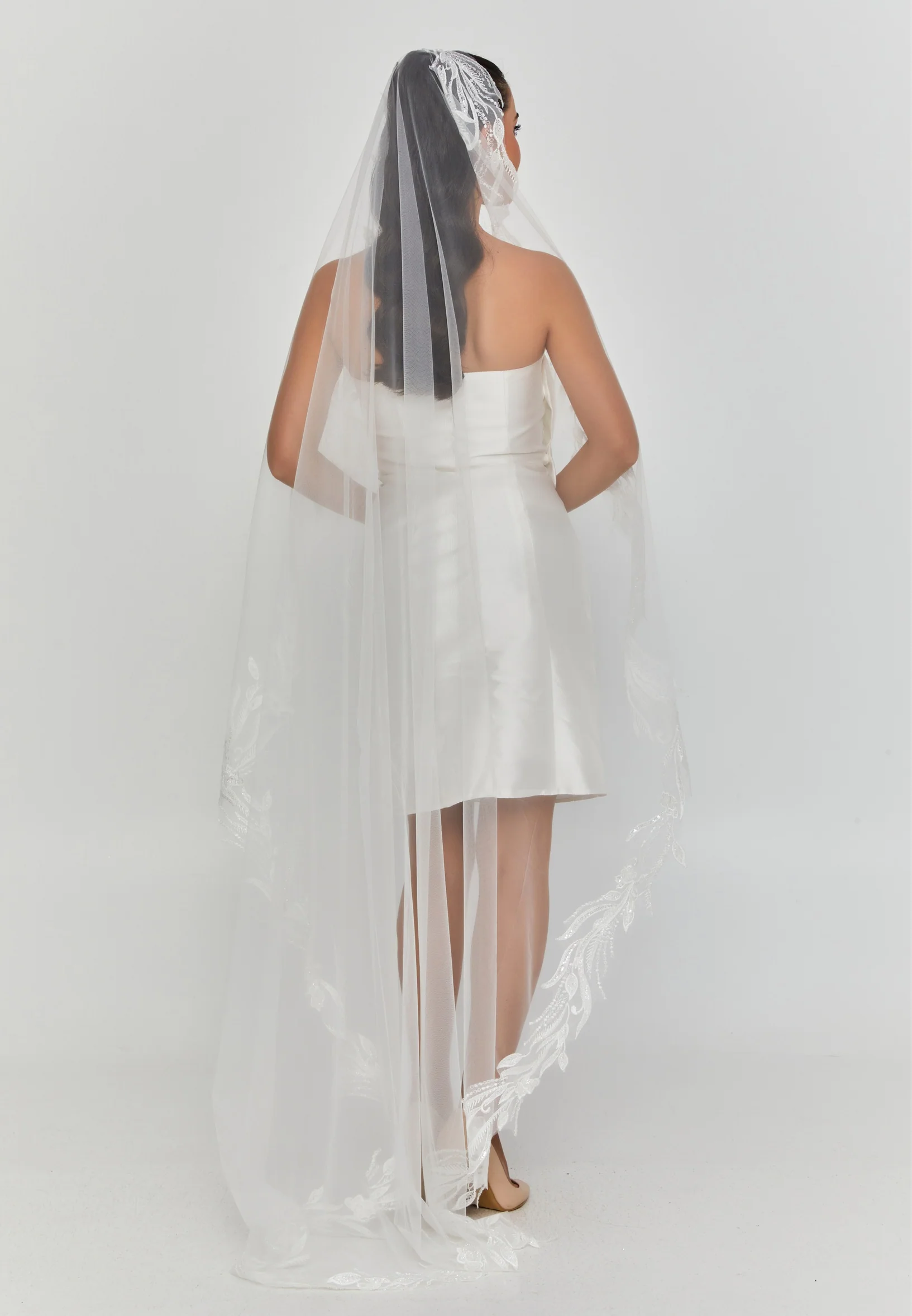Beaded Section Single Tier Tulle Veil aba24-29 - Image 2