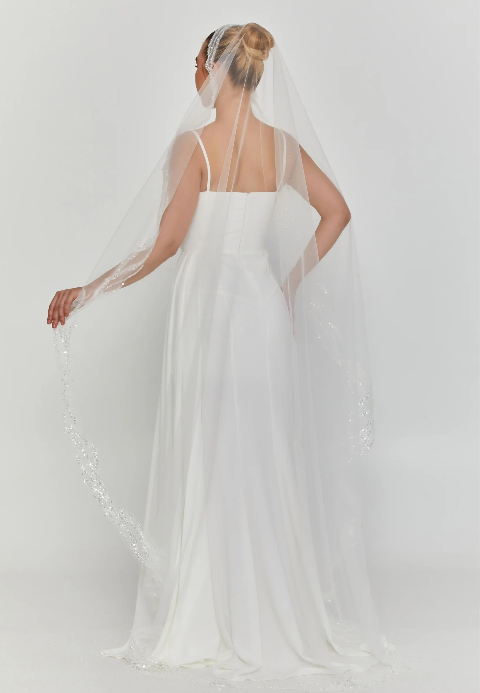Beaded Section Single Tier Tulle Veil aba24-37 - Image 2