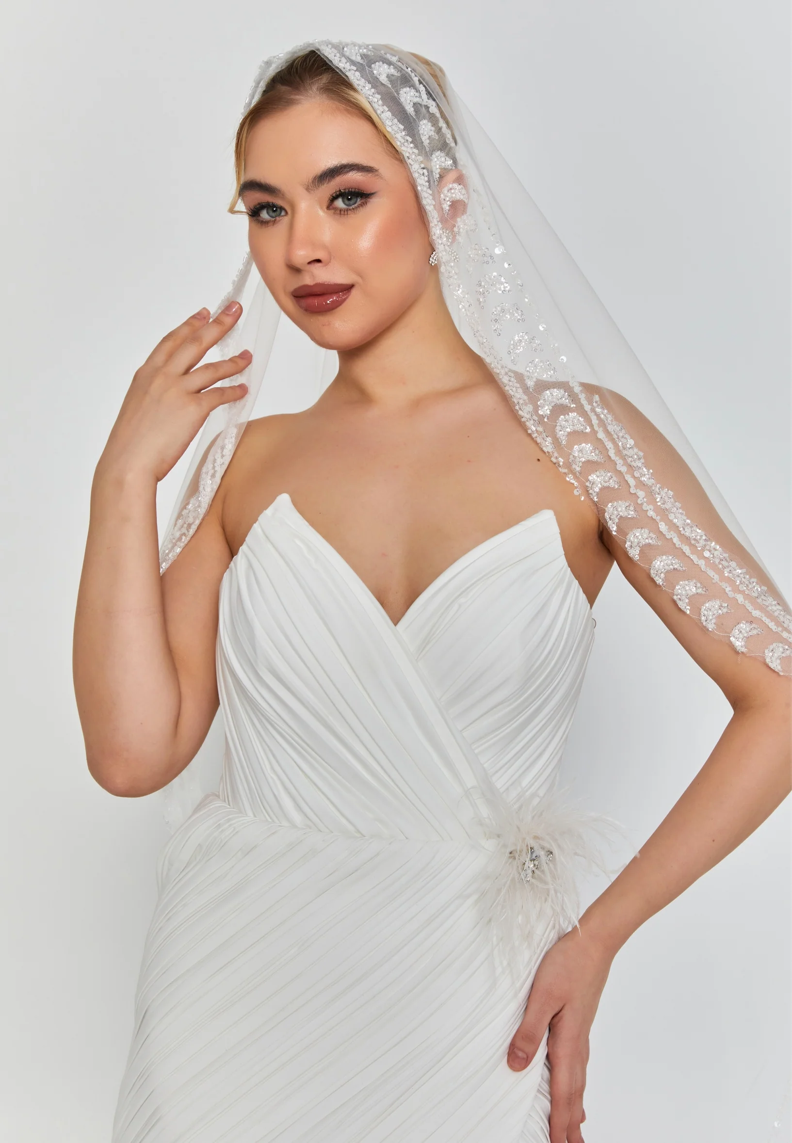 Beaded Section Single Tier Tulle Veil aba24-50 - Image 4