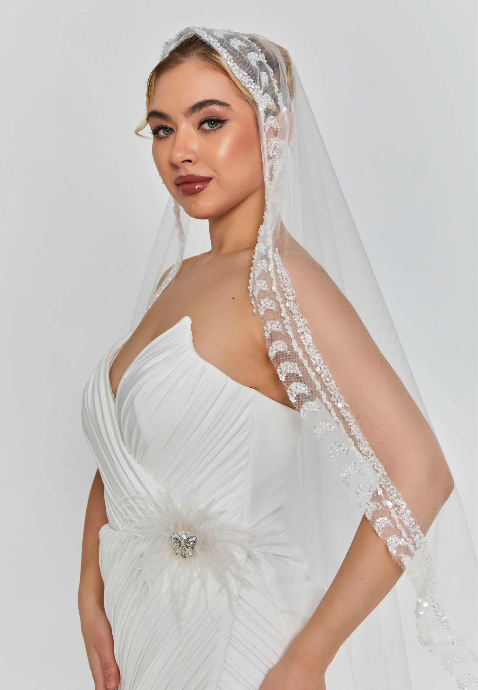Beaded Section Single Tier Tulle Veil aba24-50 - Image 5