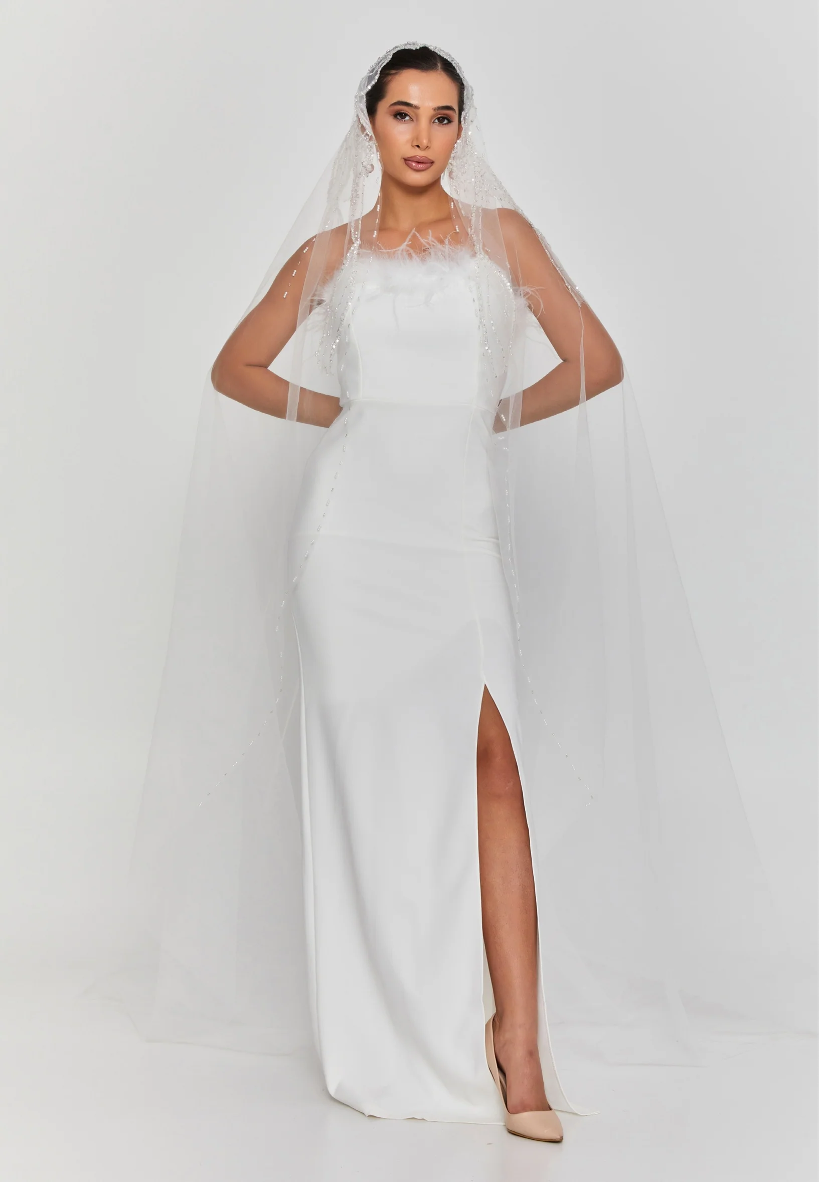 Beaded Section Single Tier Tulle Veil aba24-58