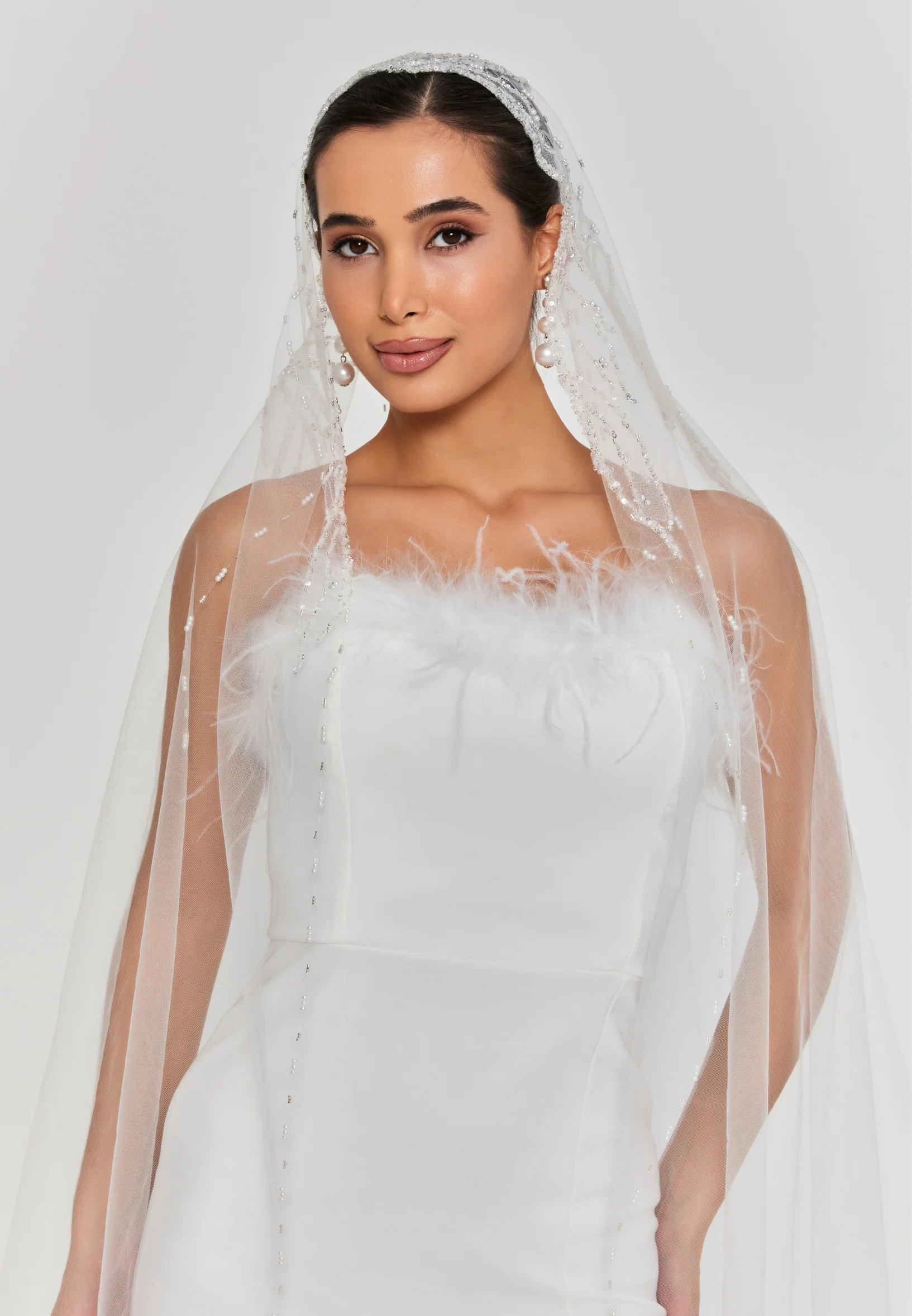 Beaded Section Single Tier Tulle Veil aba24-59 - Image 4