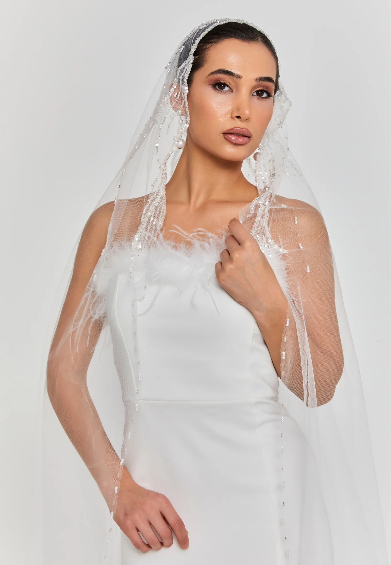 Beaded Section Single Tier Tulle Veil aba24-65 - Image 4
