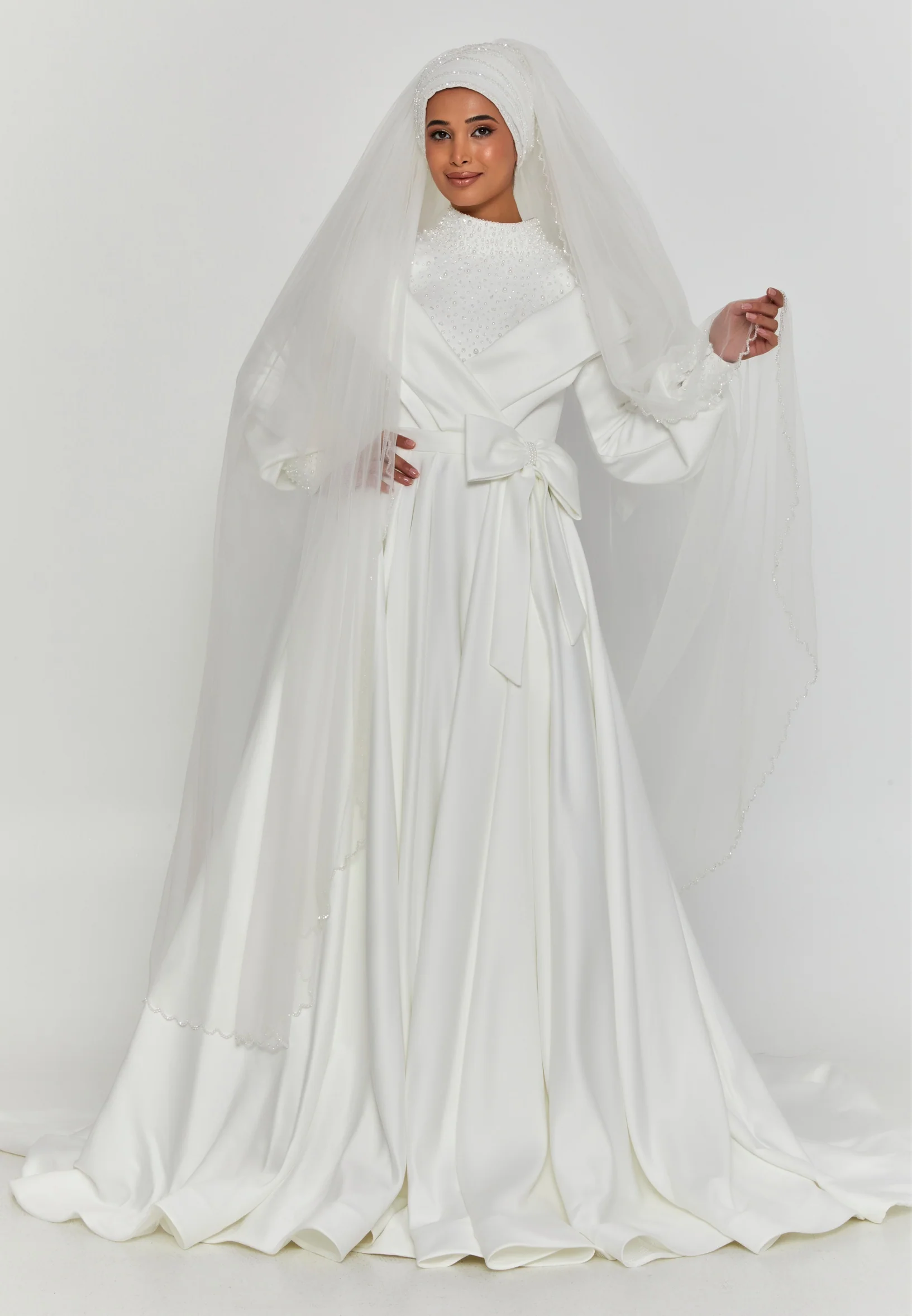 Beaded Section Single Tier Tulle Veil abakristal duvak