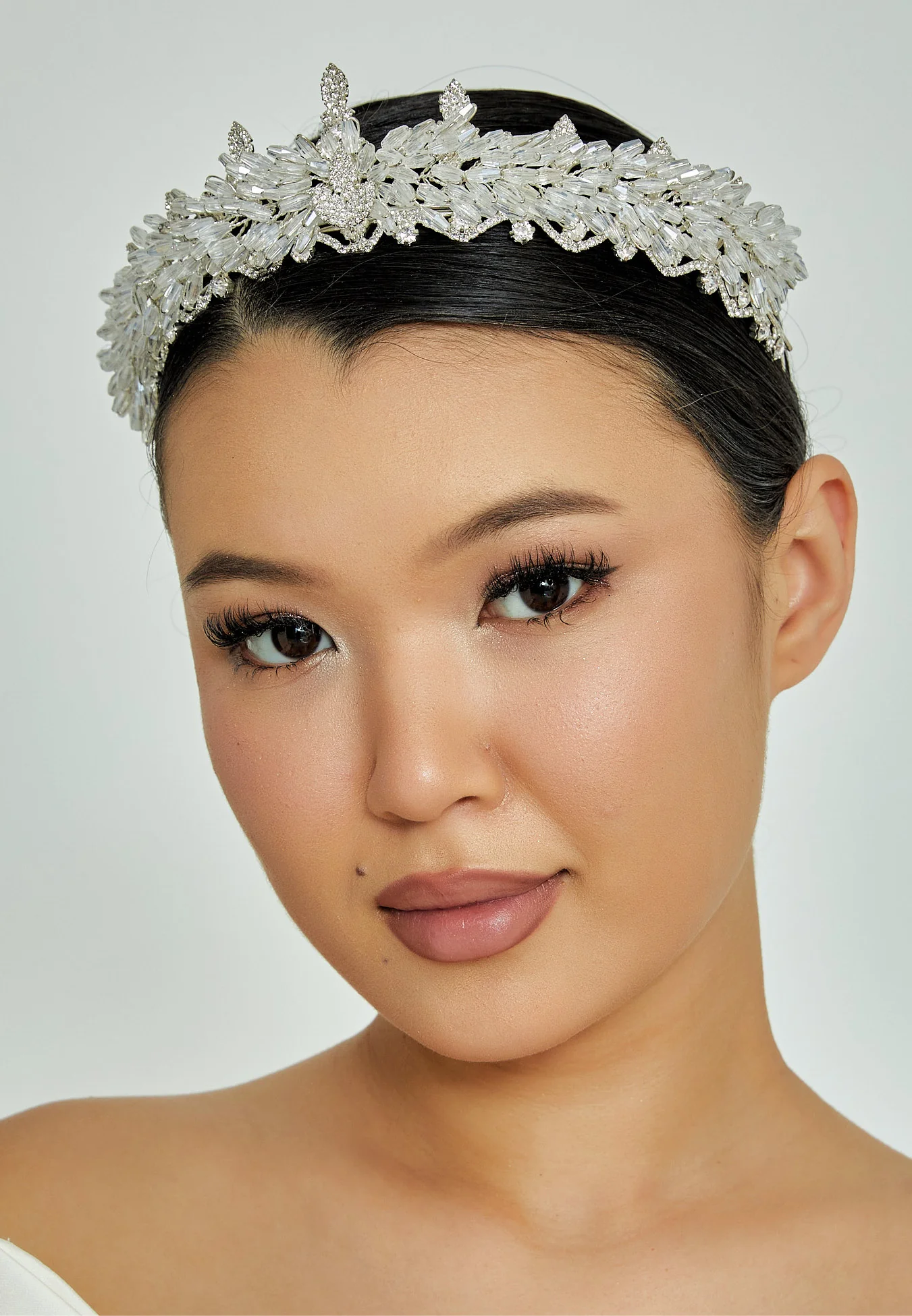 Beadwork Bride Crown abat2308 - Image 3