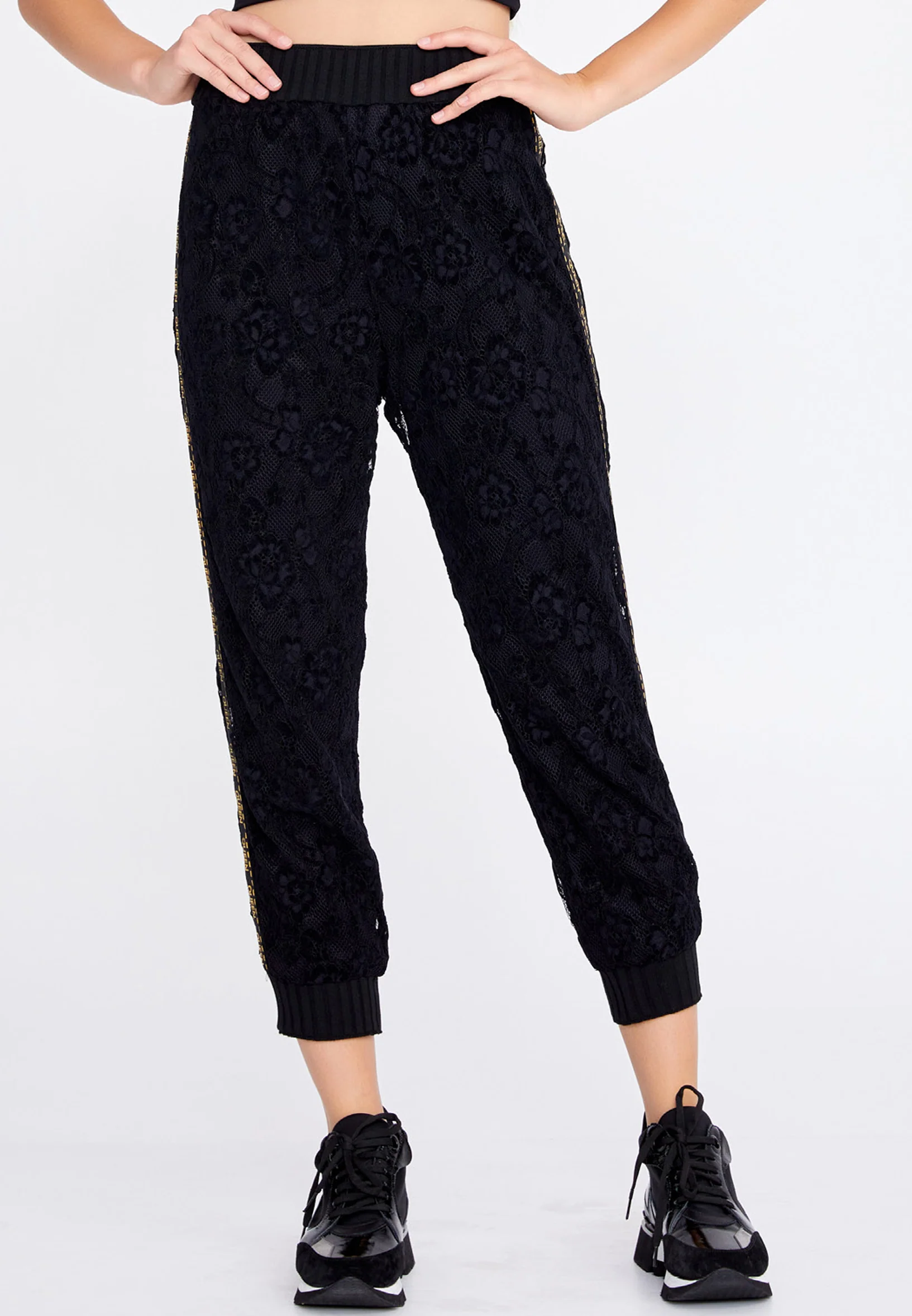 Jogger Regular Pants ber22k2113
