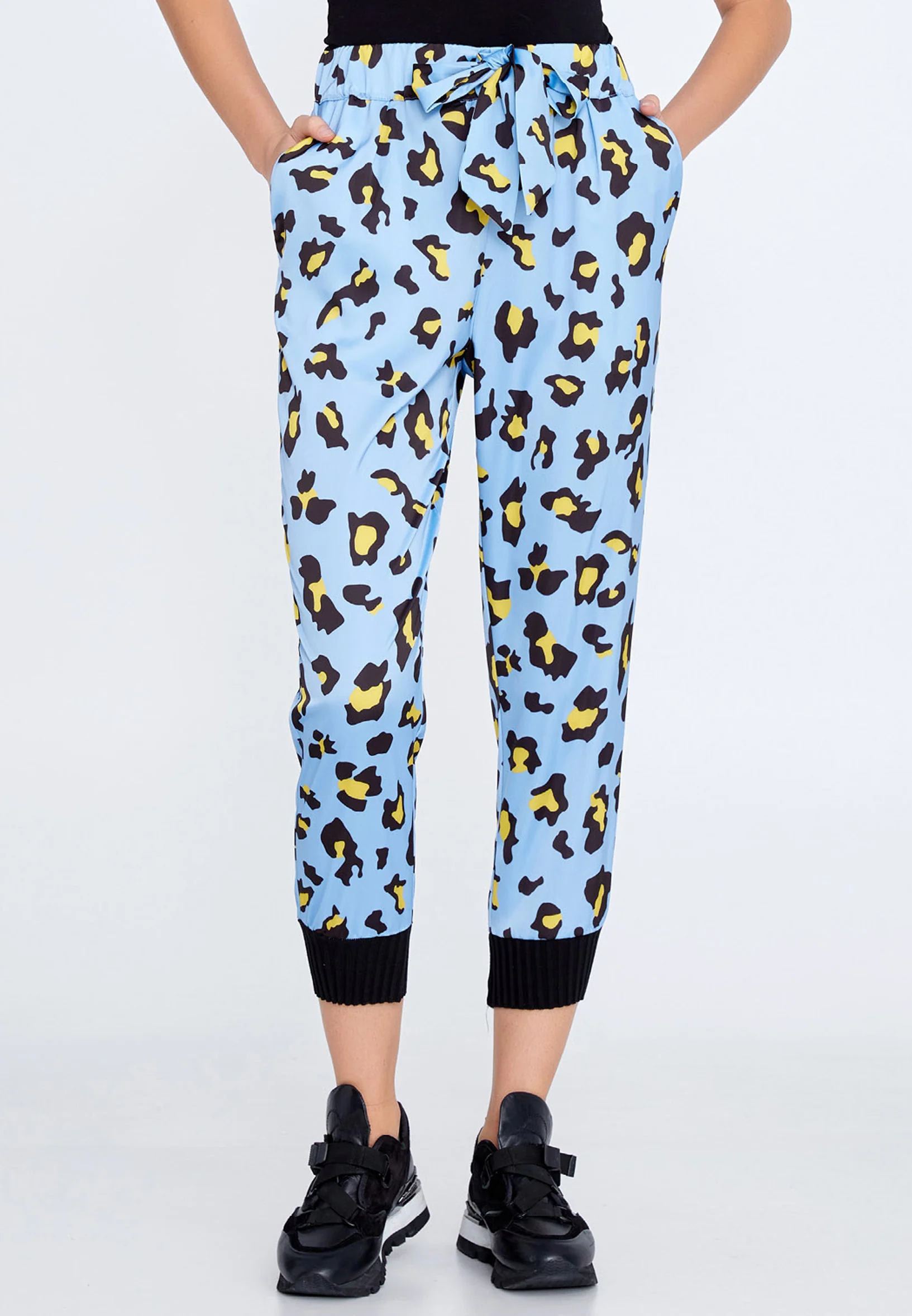 Jogger Regular Pants ber22k2133