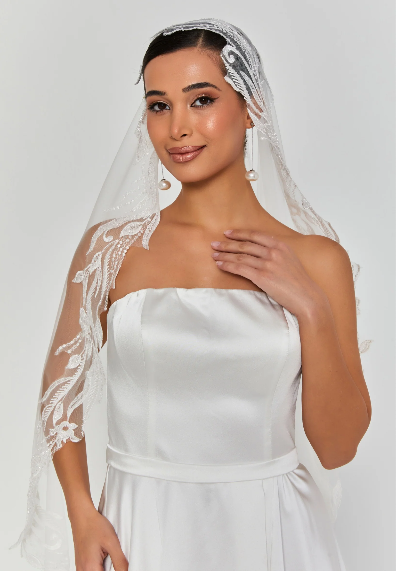 Lace Single Tier Tulle Veil aba24-14 - Image 4