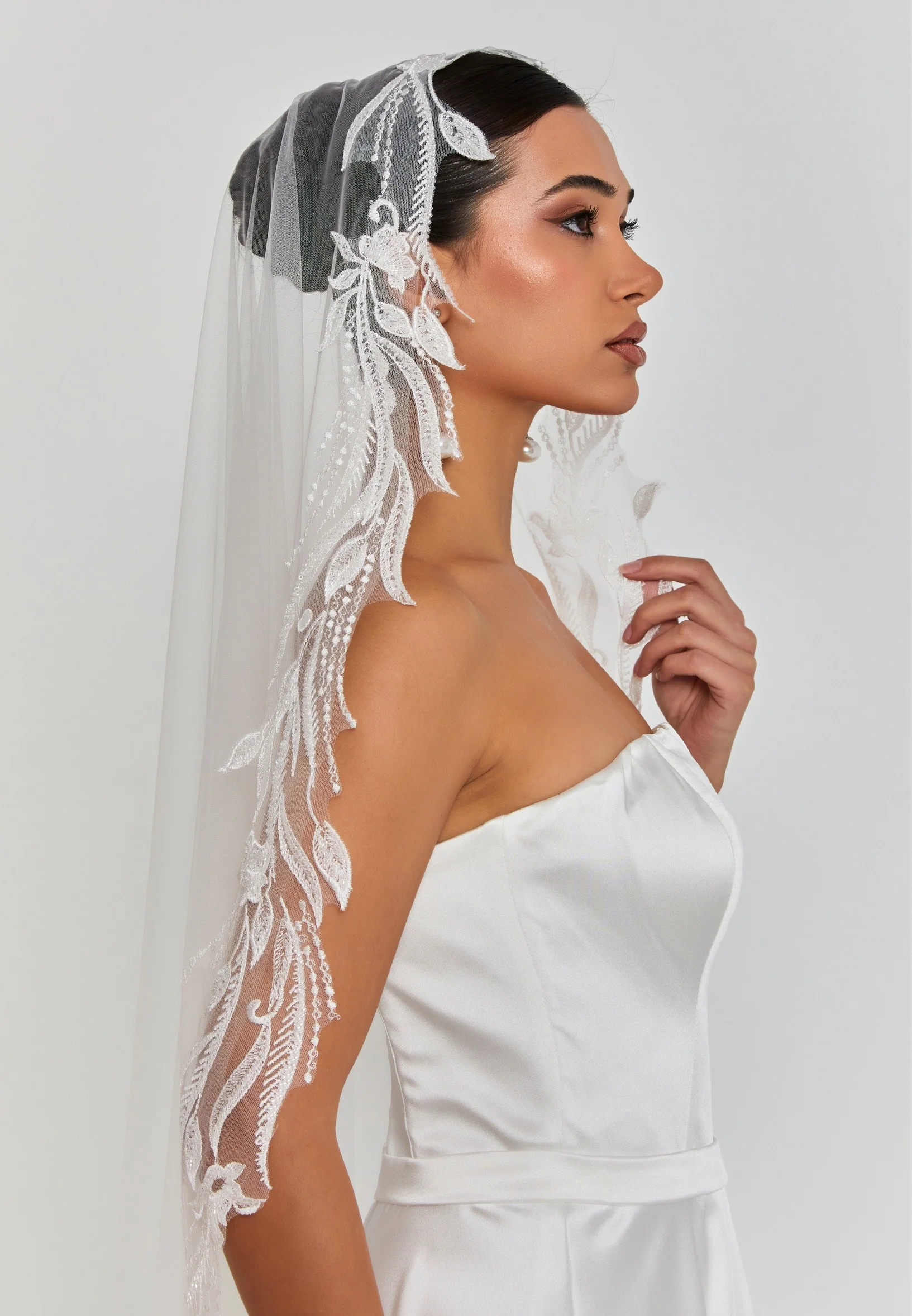 Lace Single Tier Tulle Veil aba24-14 - Image 5