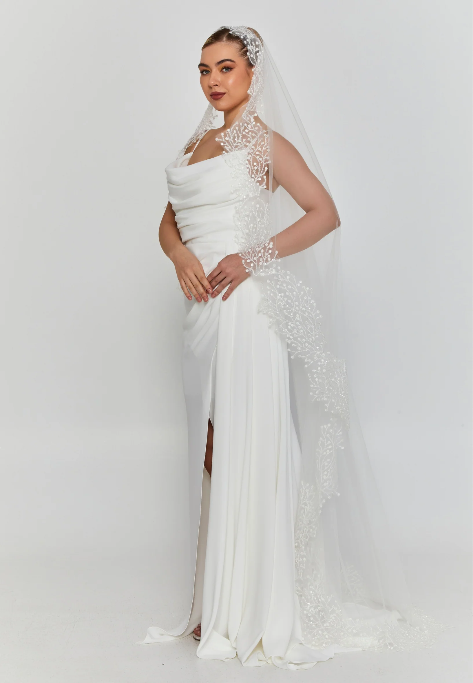 Lace Single Tier Tulle Veil aba24-28 - Image 3