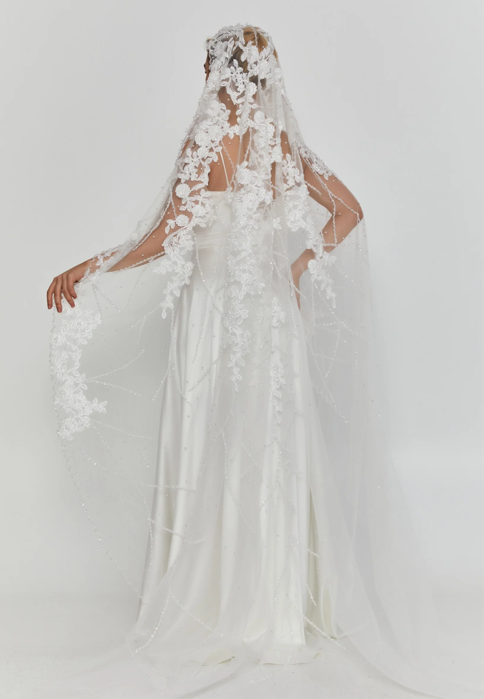 Lace Single Tier Tulle Veil abainci01(4mt) - Image 2