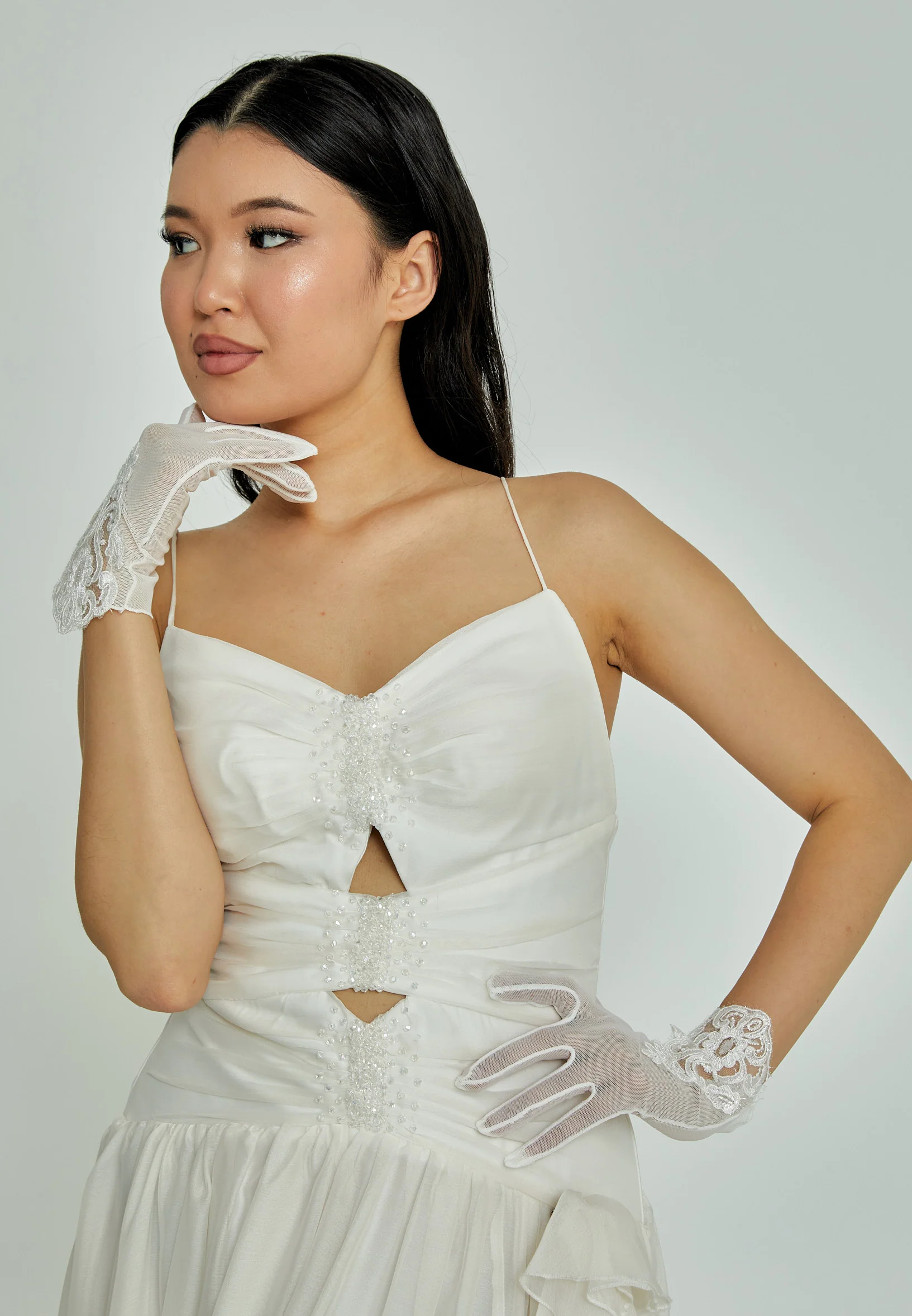 Lacy Tulle Bridal Gloves abbeld12045 - Image 3