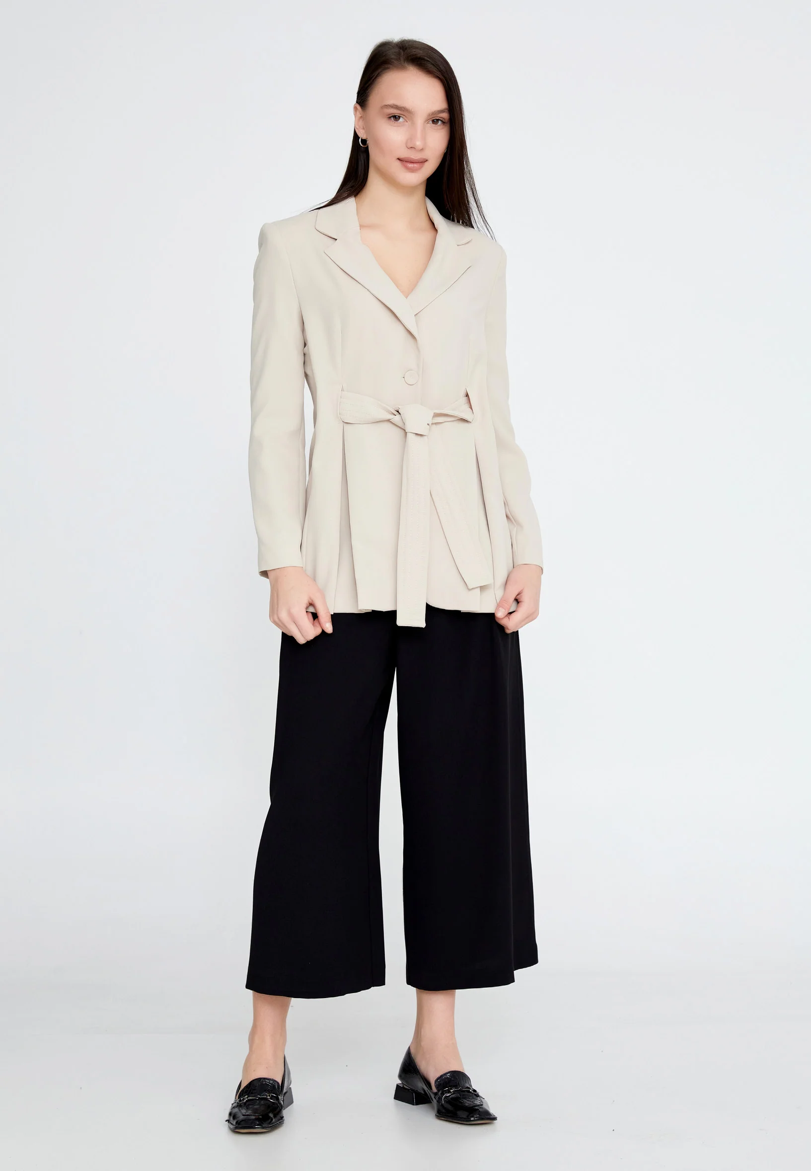 Long Sleeve Crepe Solid Color Regular Jacket ber23y1105