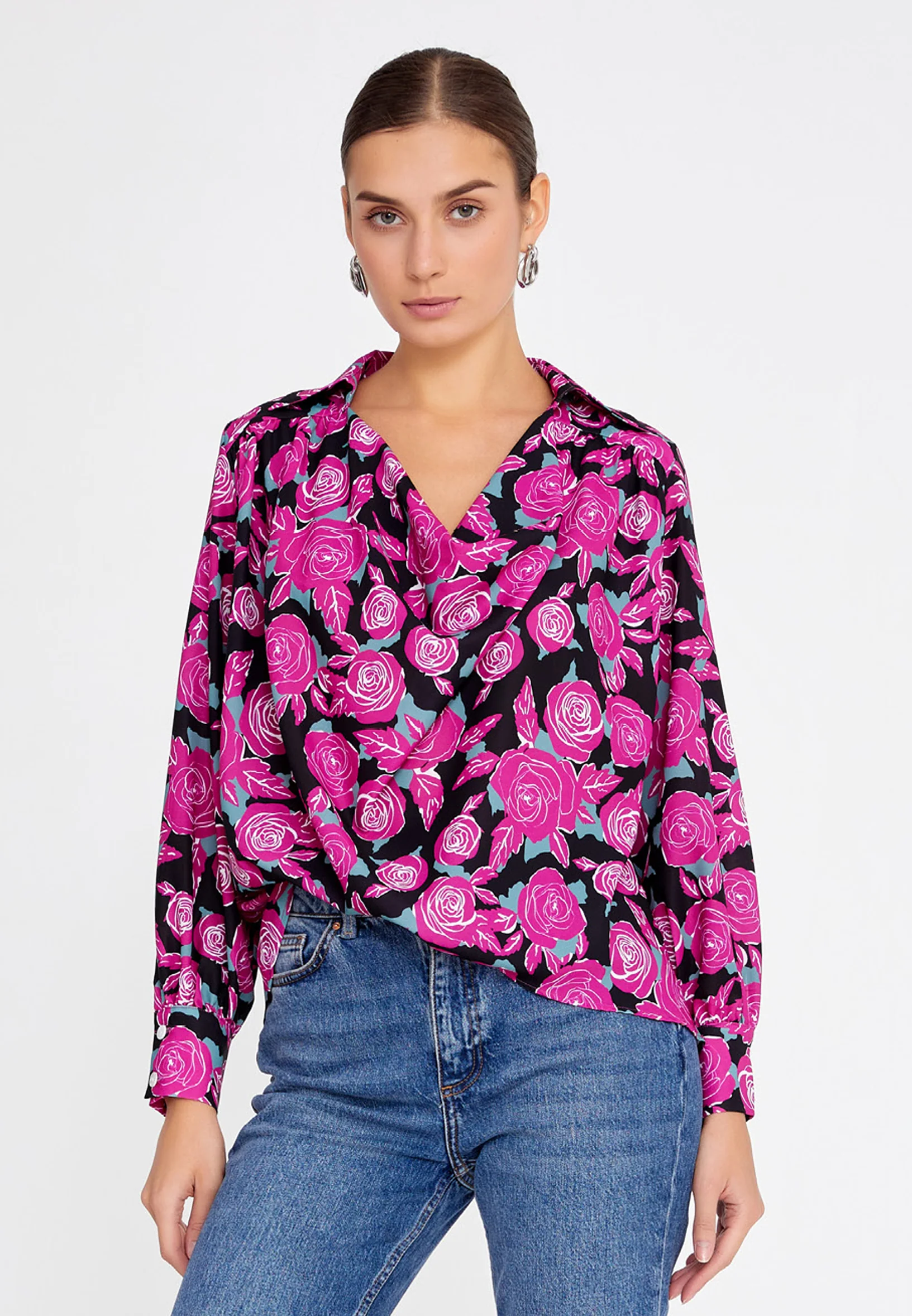 Long Sleeve Floral Regular Blouse ber23k4110