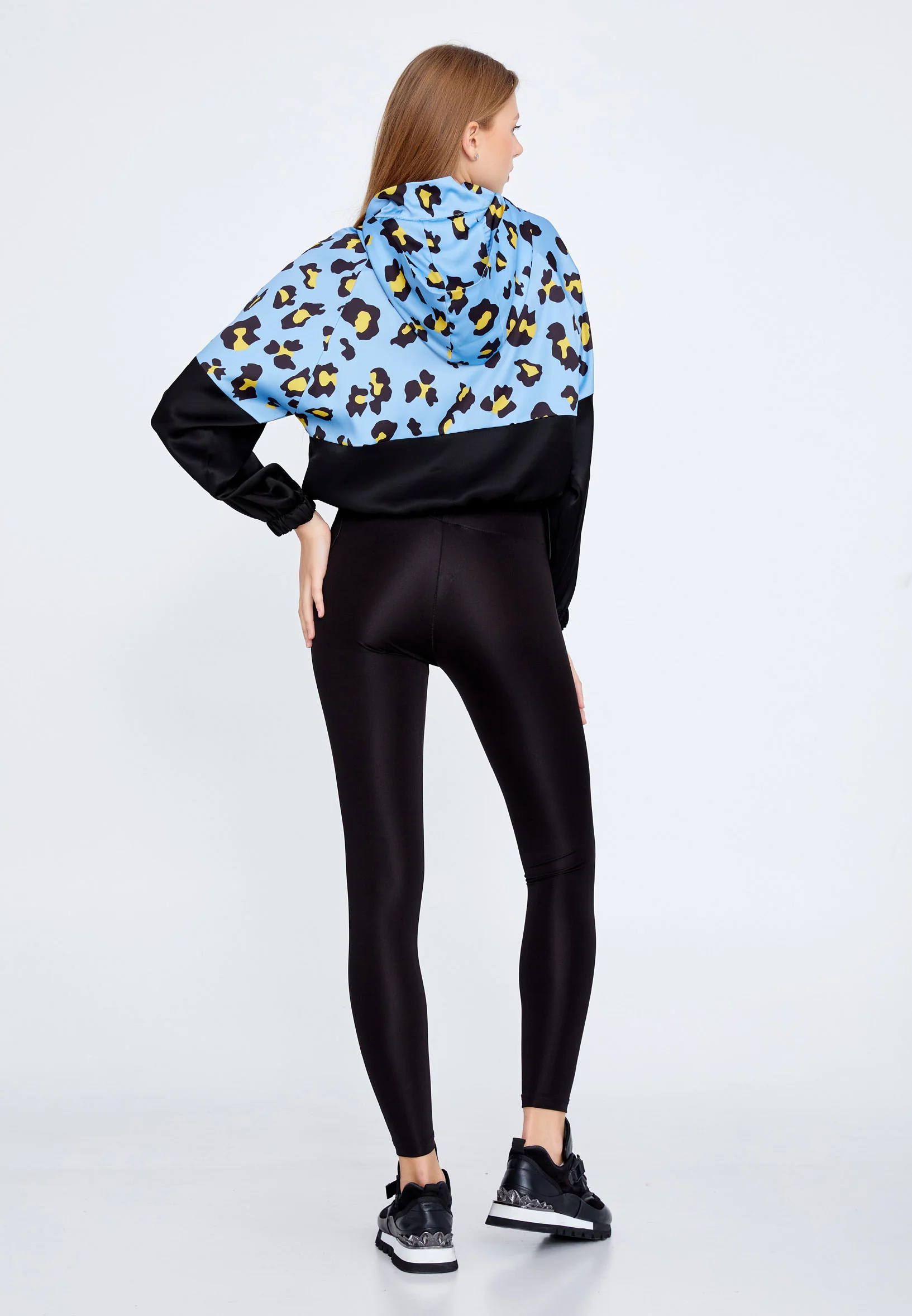 Long Sleeve Graphic Regular Sweatshirt ber22k7123 - Image 3