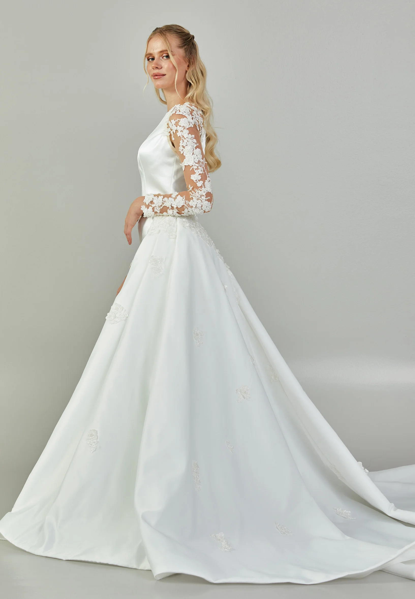 Long Sleeve Maxi Satin Regular Wedding Dress blv350173 - Image 6