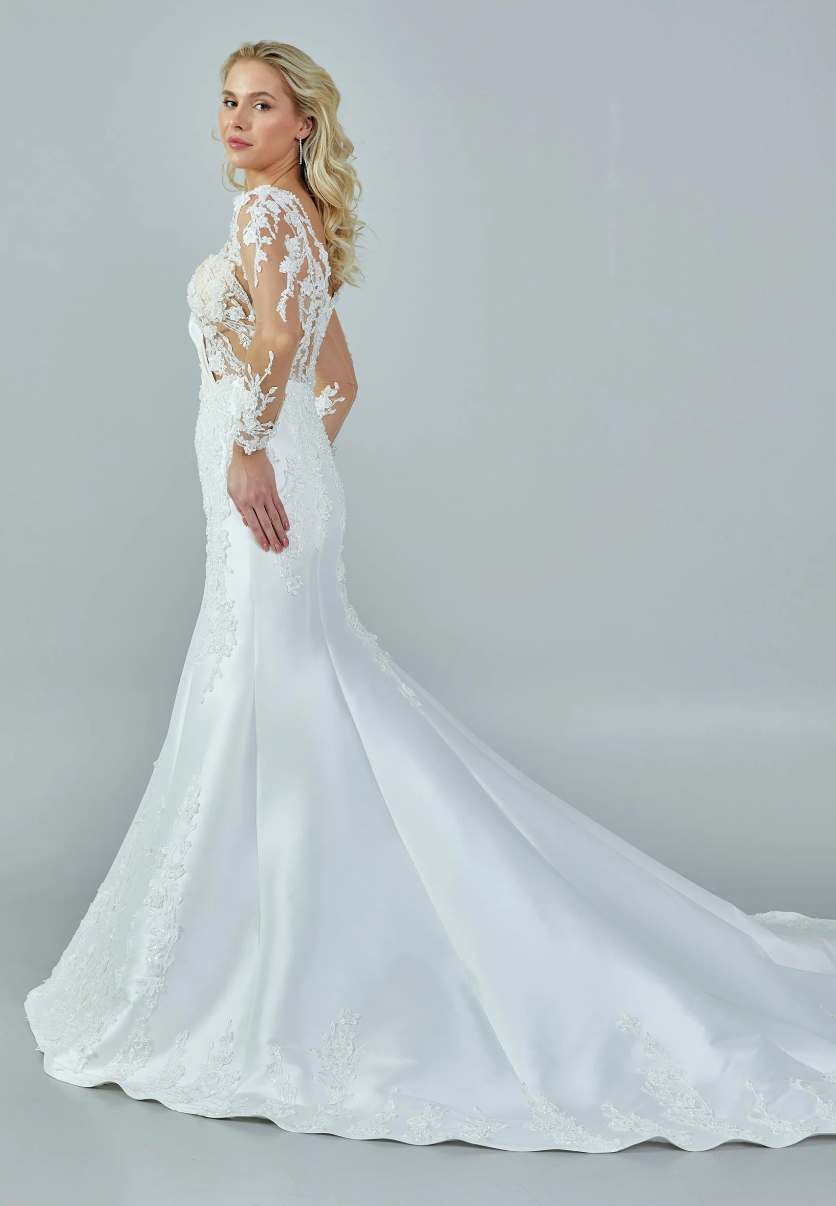 Long Sleeve Maxi Satin Regular Wedding Dress bnc8077 - Image 6