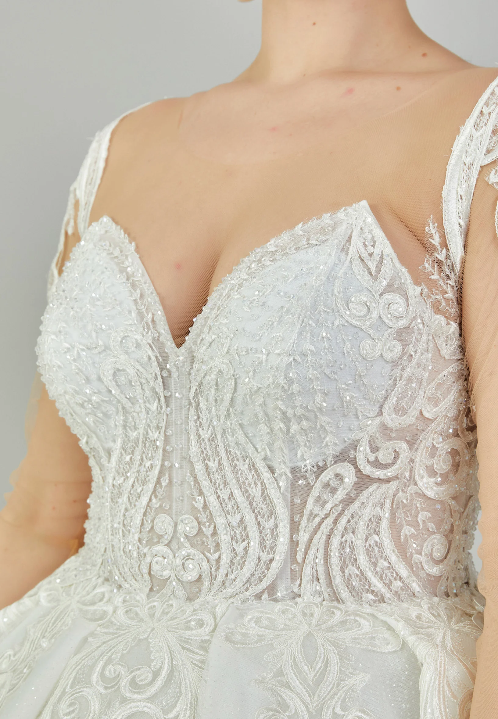 Long Sleeve Maxi Tulle Plus Size Wedding Dress blv350095 - Image 4