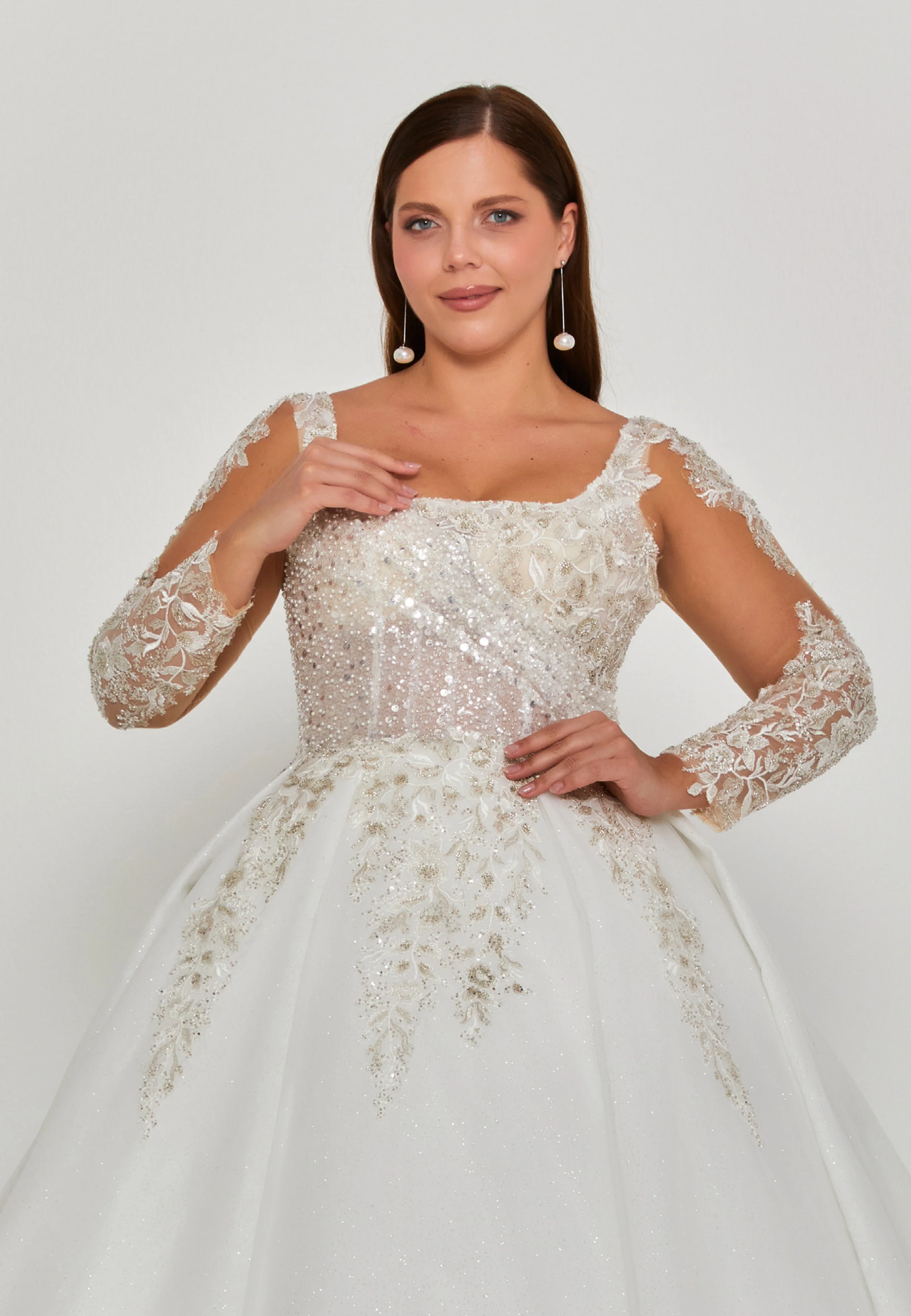 Long Sleeve Maxi Tulle Plus Size Wedding Dress blv360142 - Image 6