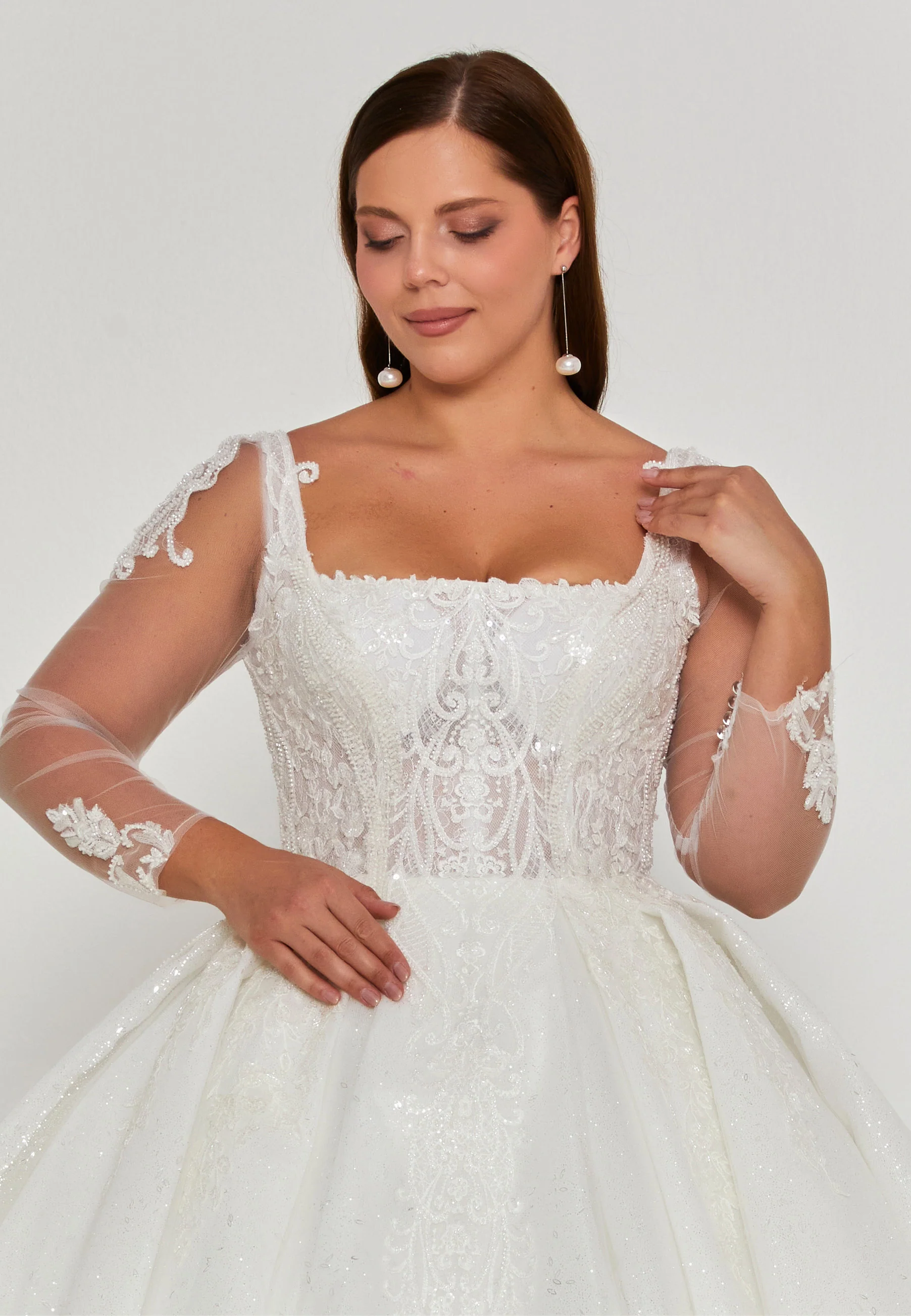 Long Sleeve Maxi Tulle Plus Size Wedding Dress blv360171 - Image 7