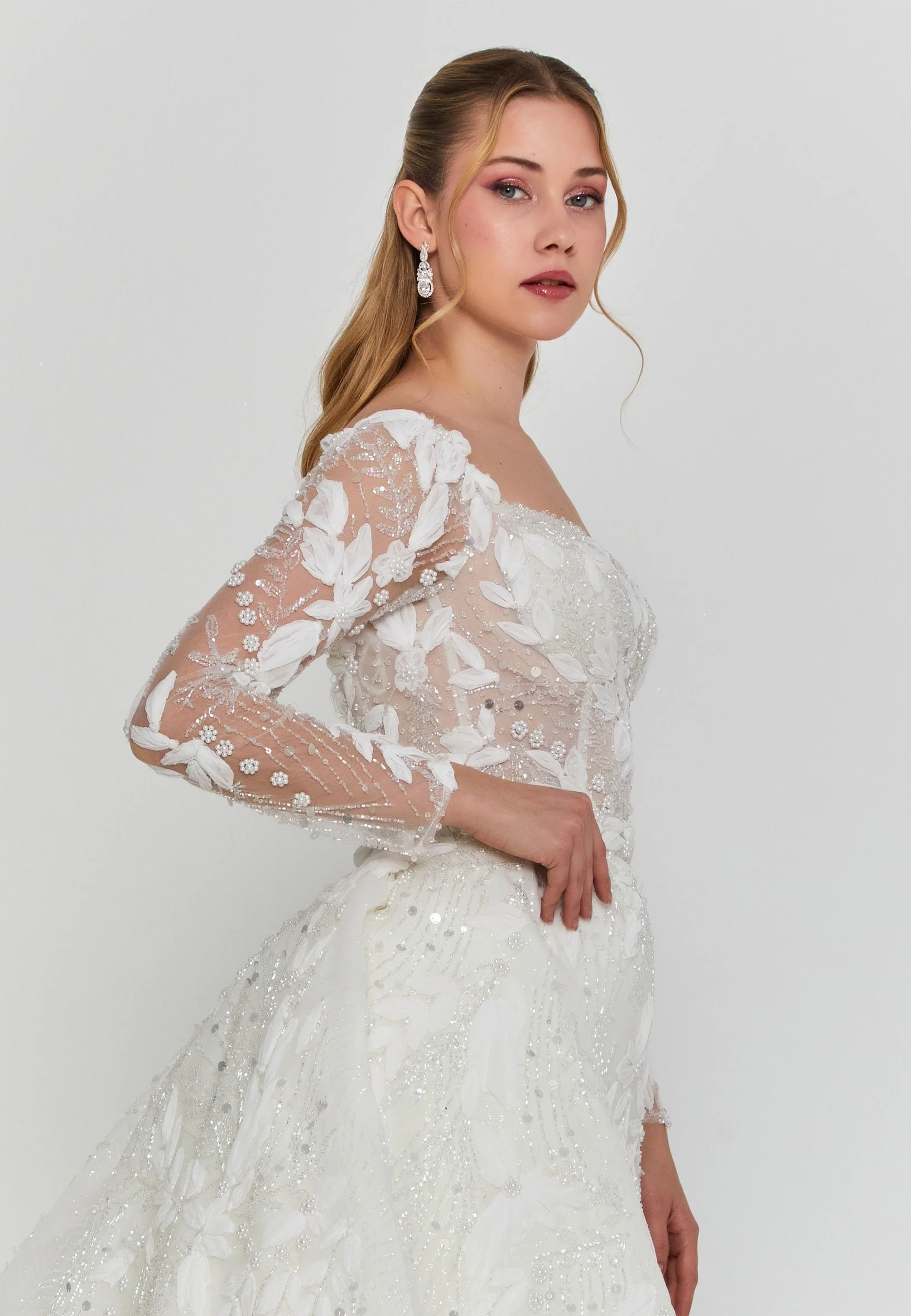 Long Sleeve Maxi Tulle Regular Wedding Dress abb25004 - Image 2