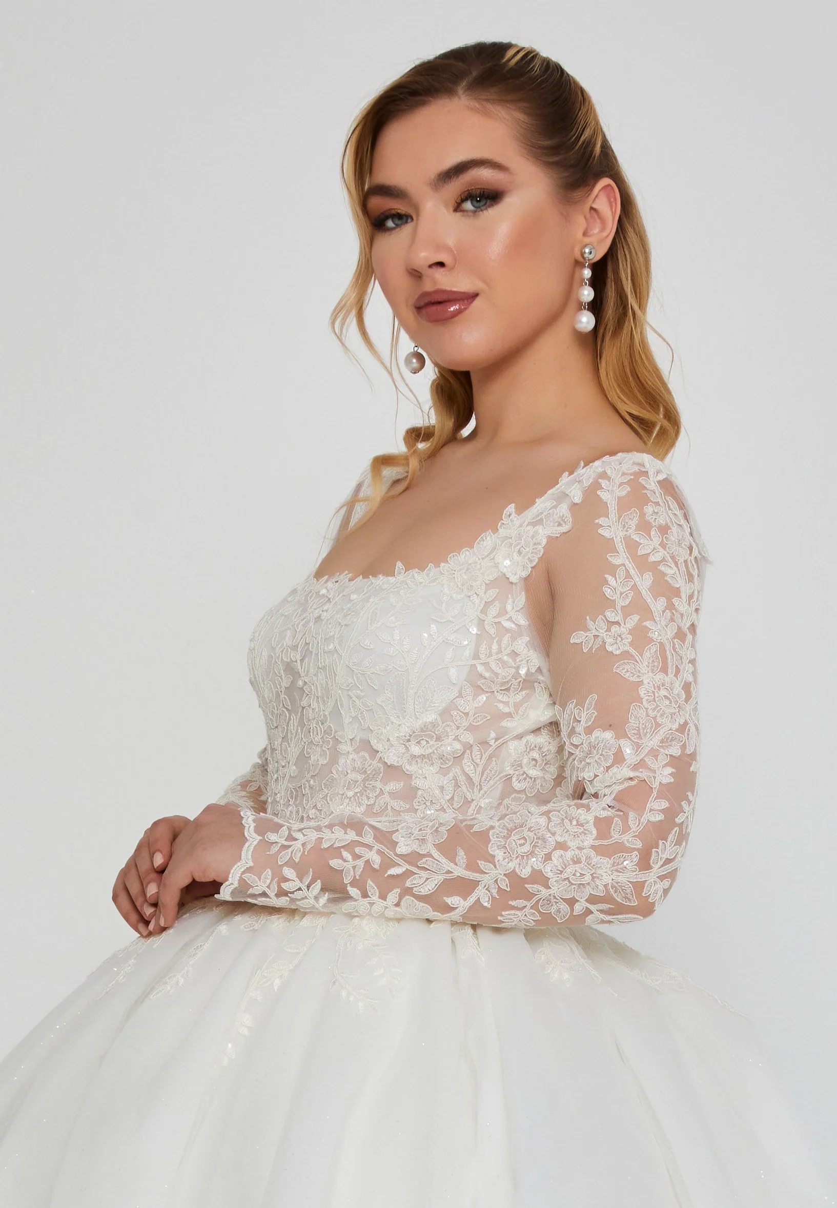 Long Sleeve Maxi Tulle Regular Wedding Dress blv360089 - Image 6