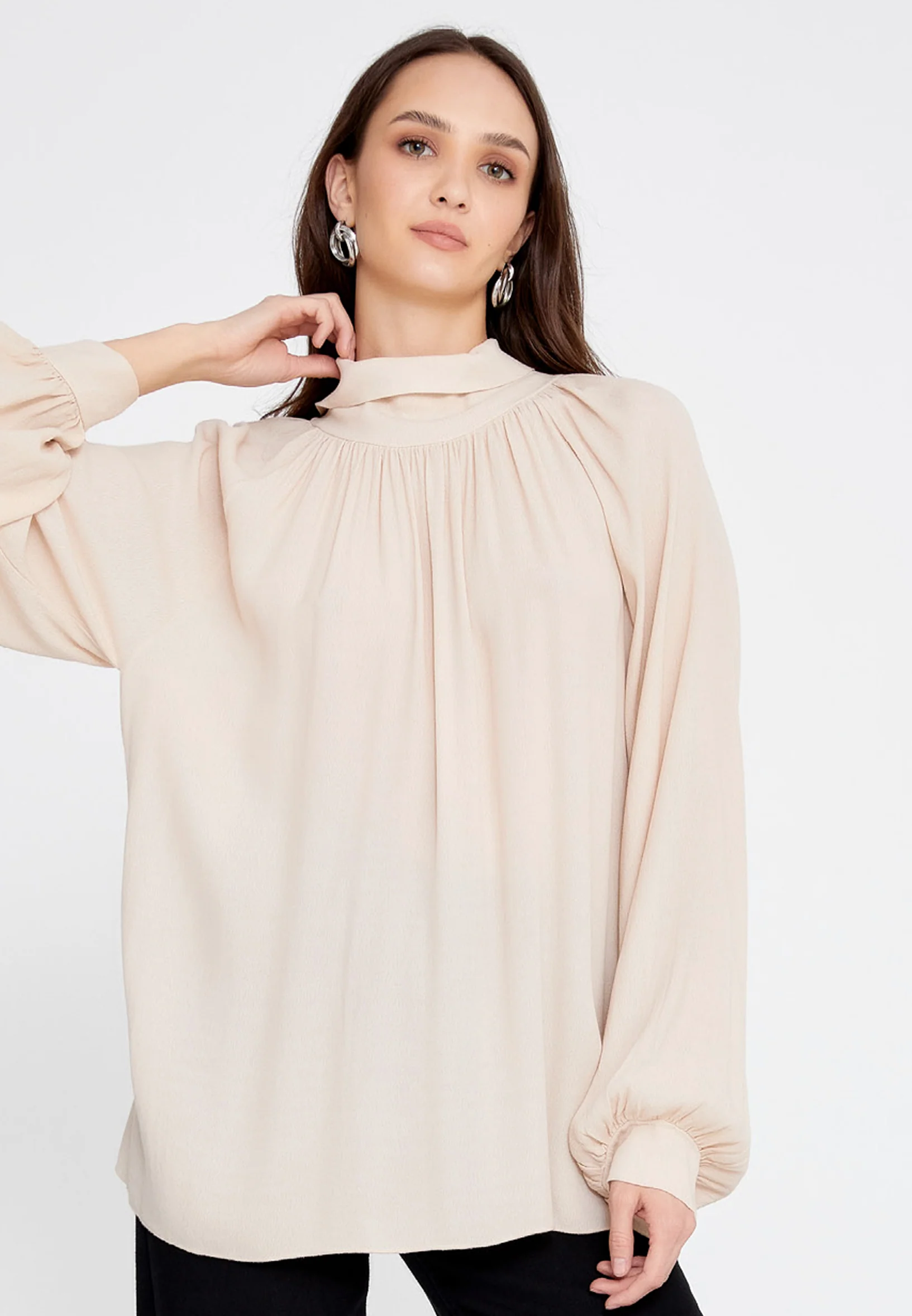 Long Sleeve Solid Color Regular Blouse rui195068