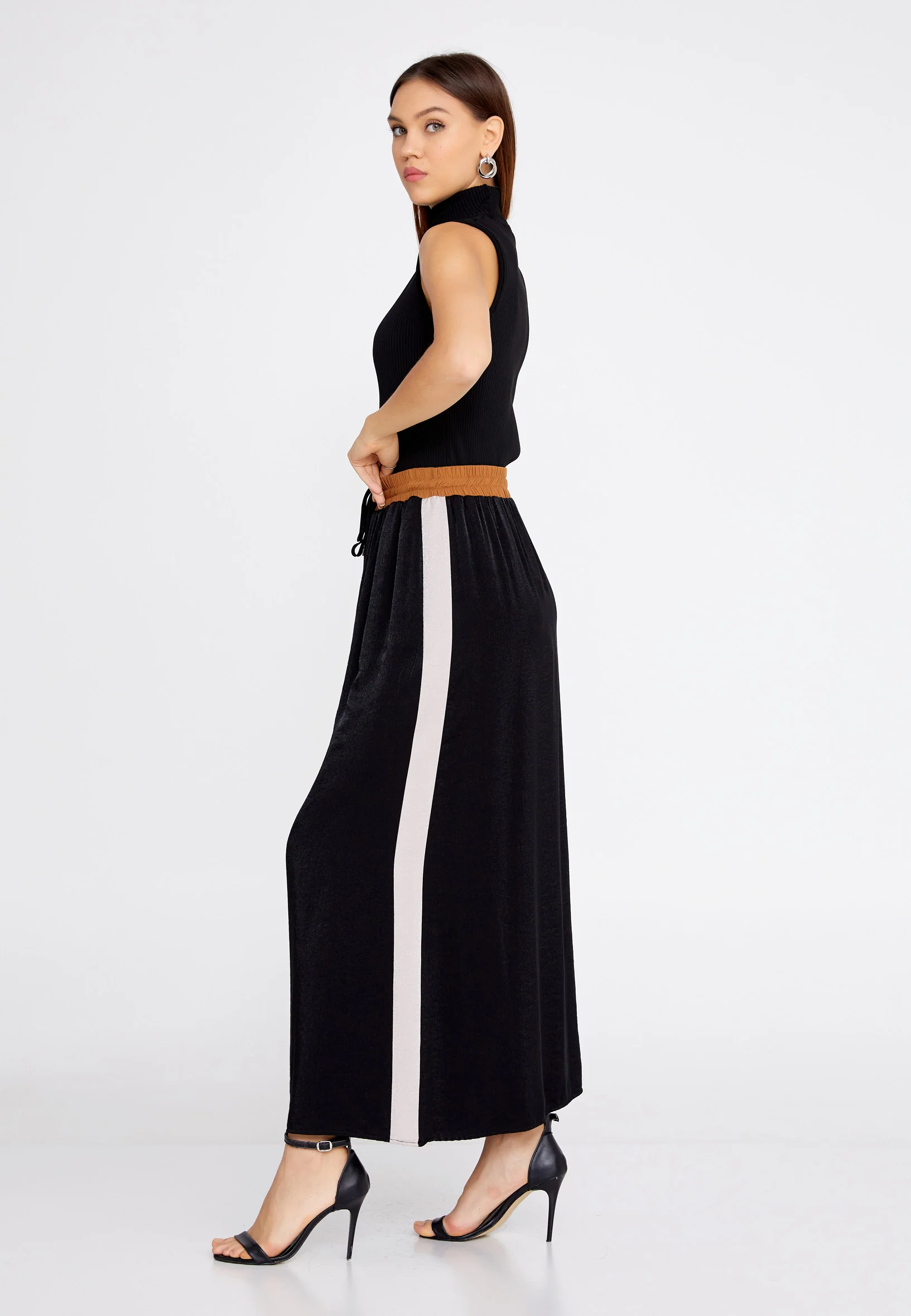 Midi Solid Color Regular Skirt huk3003 - Image 4