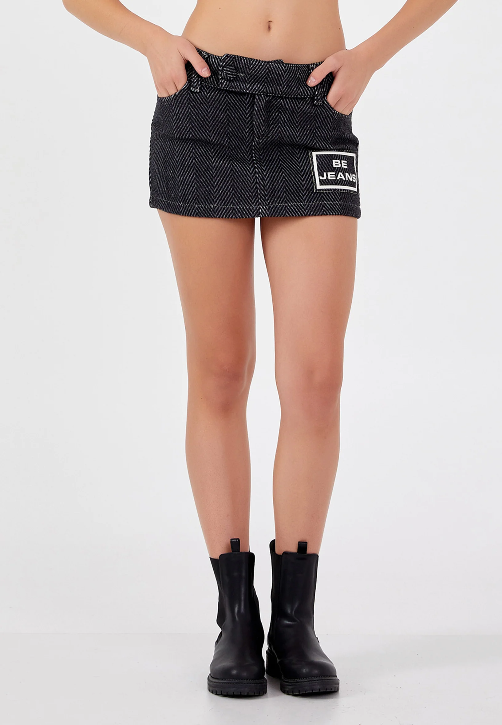 Mini Printed Regular Skirt ber23k3136