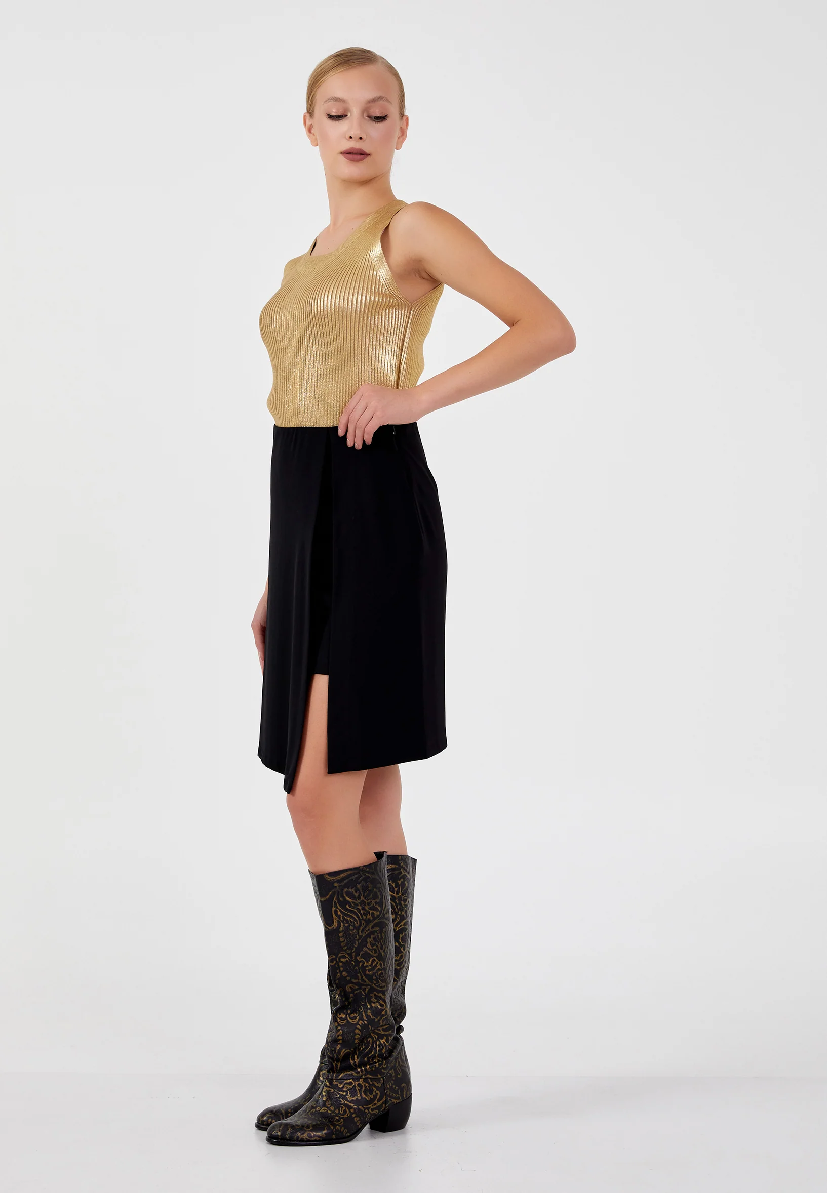 Mini Solid Color Regular Skirt shu23sk03041 - Image 4
