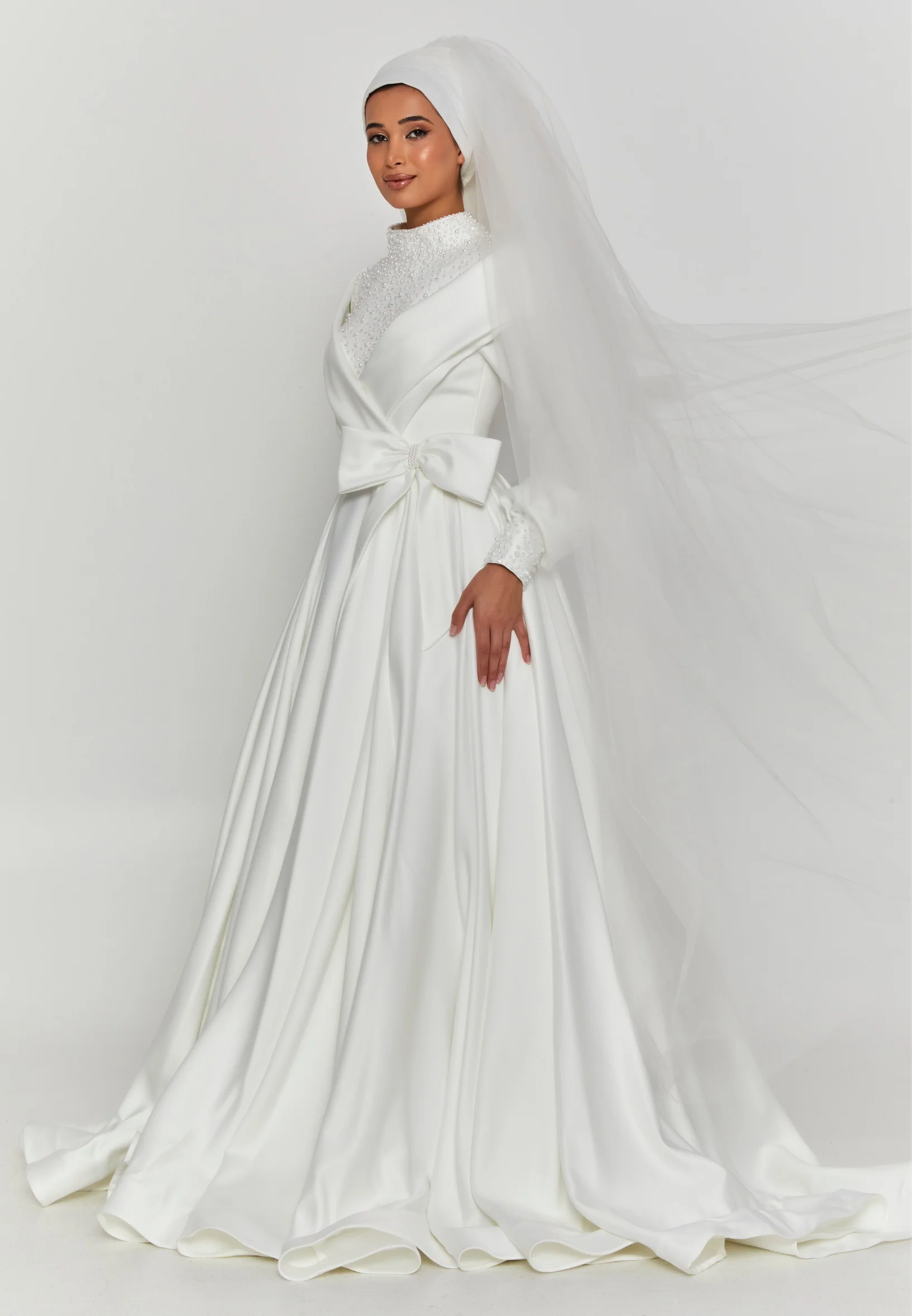 Minimal Single Tier Tulle Veil abaduvak-01 - Image 3