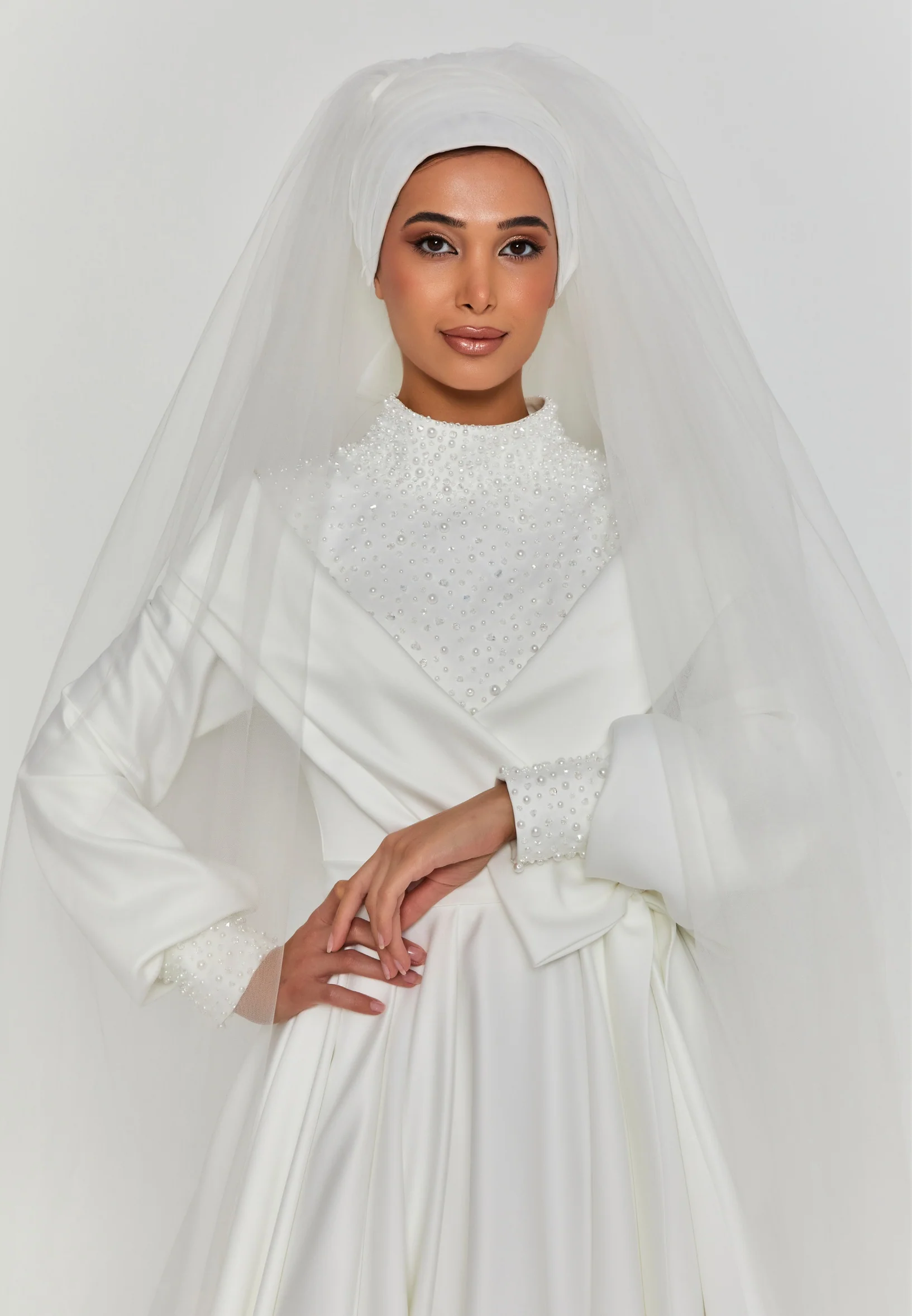 Minimal Single Tier Tulle Veil abaduvak-01 - Image 4