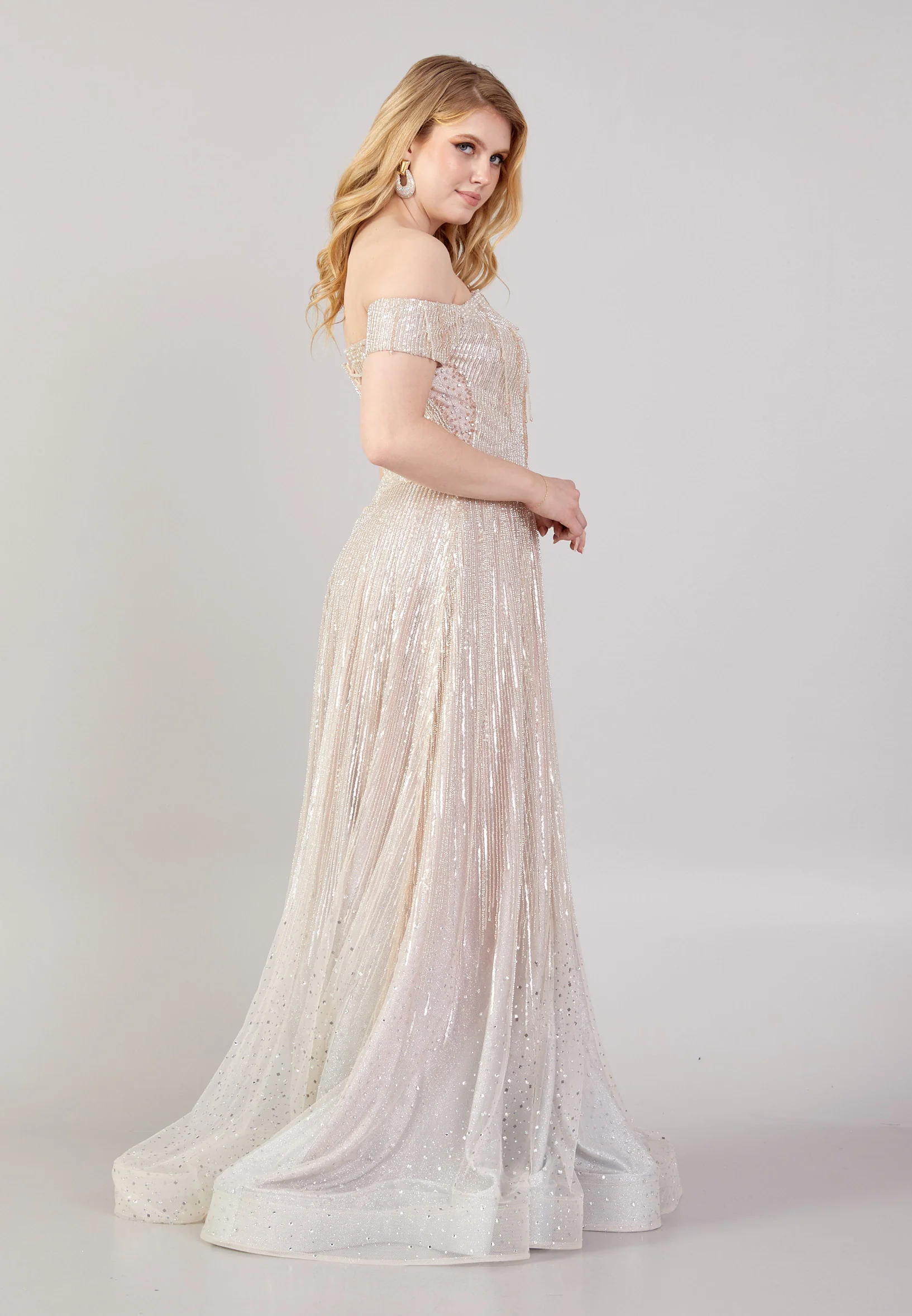Off Shoulder Maxi Tulle A - Line Regular Prom Dress mti04-14 - Image 3