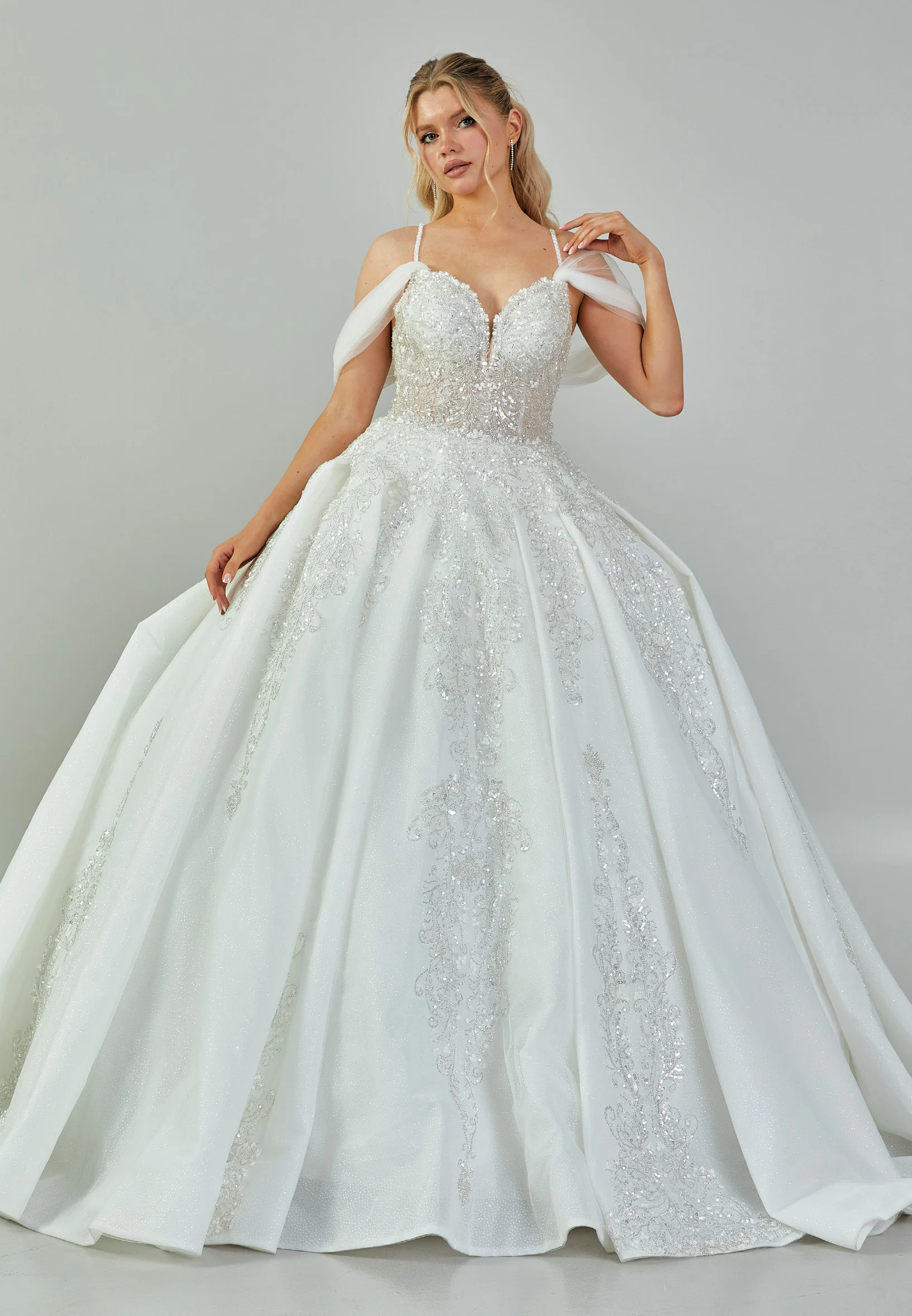 Off Shoulder Maxi Tulle Regular Wedding Dress abb23059