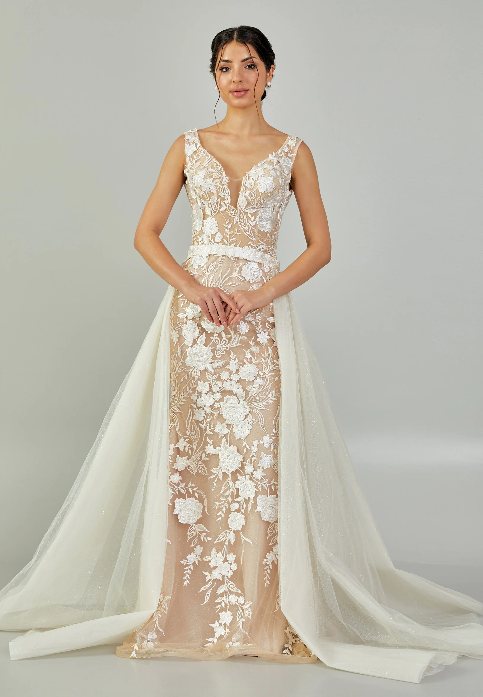 Off Shoulder Maxi Tulle Regular Wedding Dress blv350191