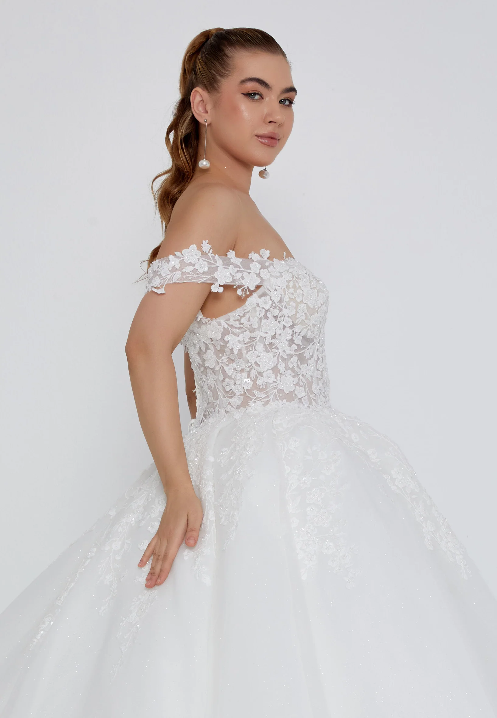 Off Shoulder Maxi Tulle Regular Wedding Dress blv360016 - Image 2