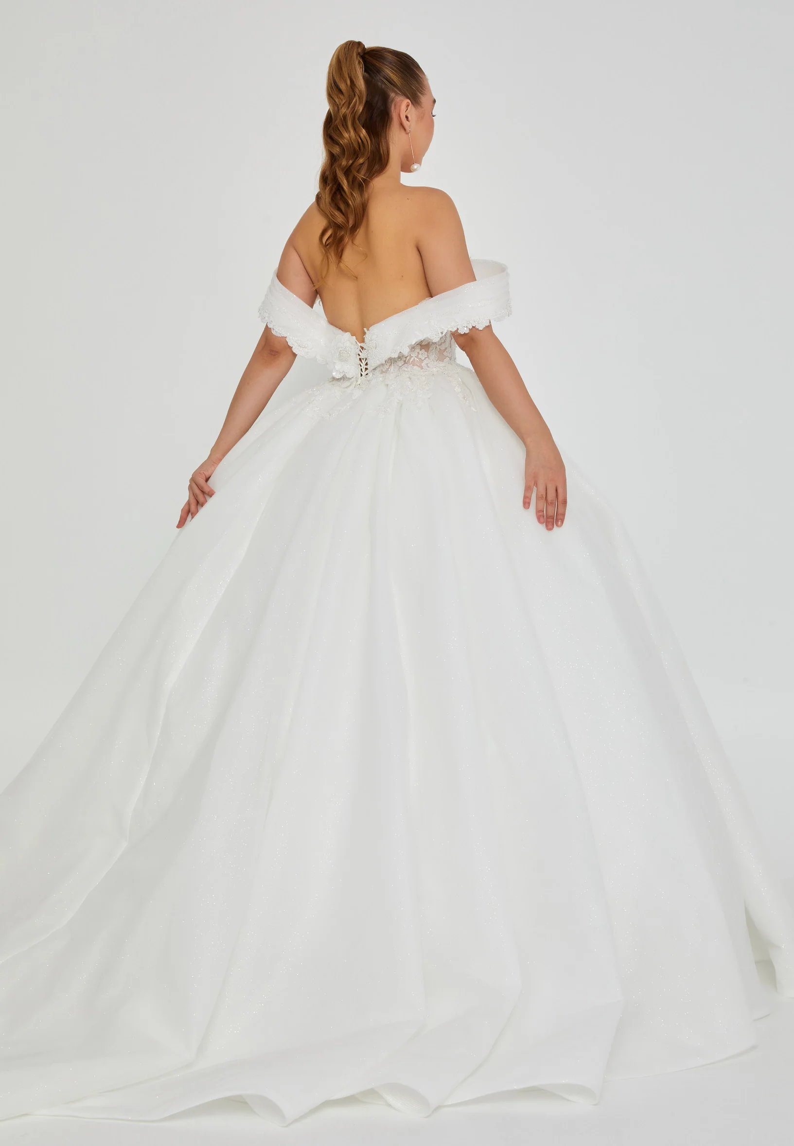 Off Shoulder Maxi Tulle Regular Wedding Dress blv360021 - Image 4