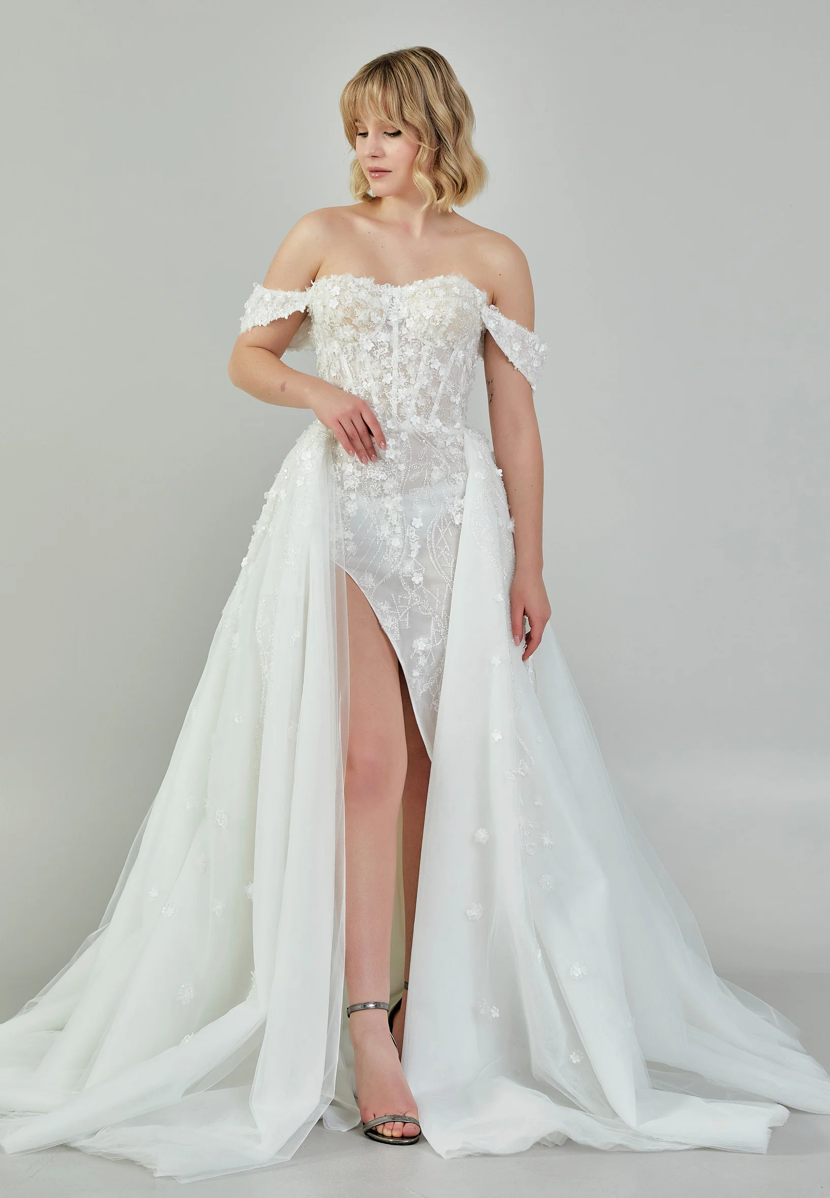 Off Shoulder Maxi Tulle Regular Wedding Dress ezs2024-12