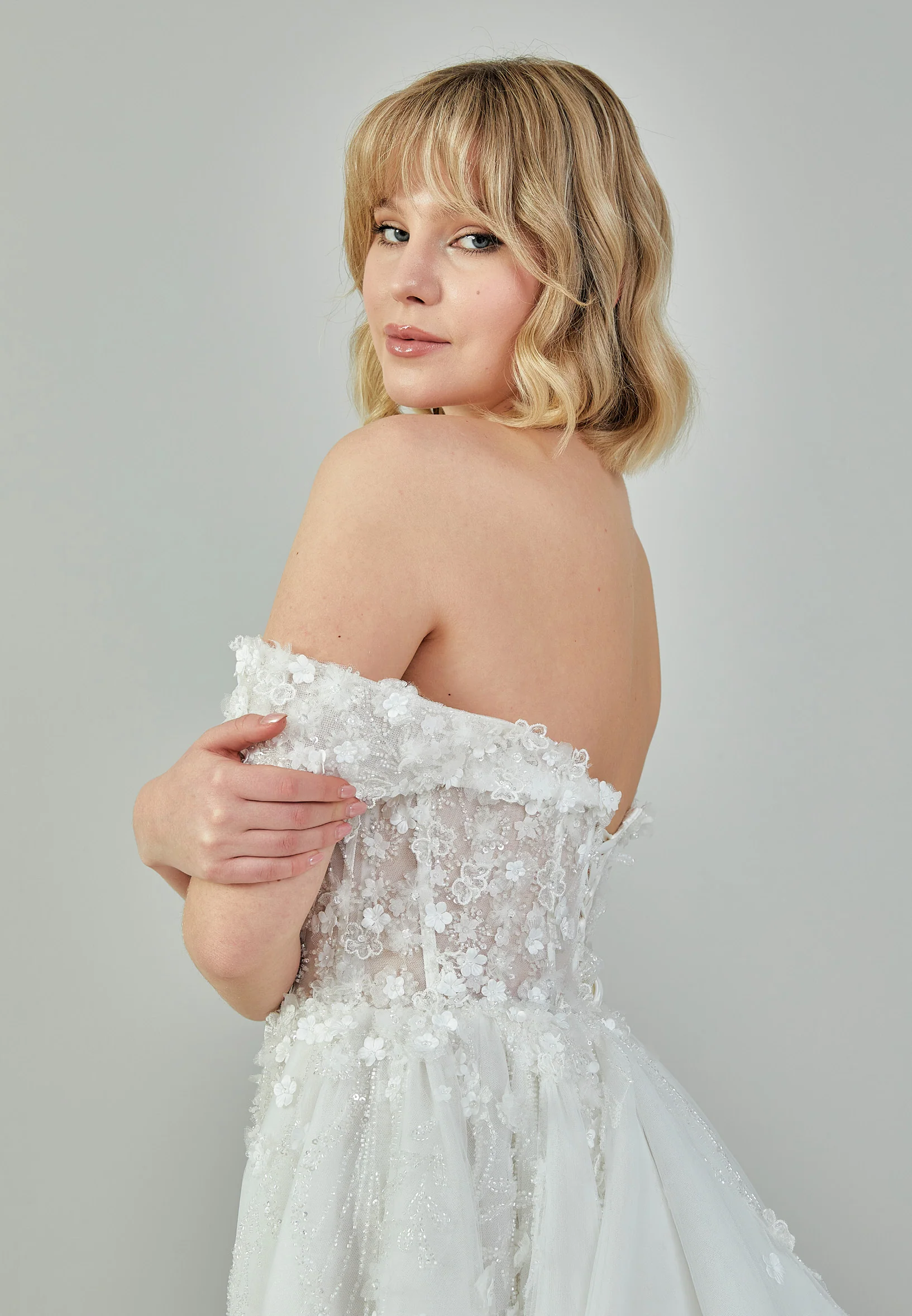 Off Shoulder Maxi Tulle Regular Wedding Dress ezs2024-12 - Image 2