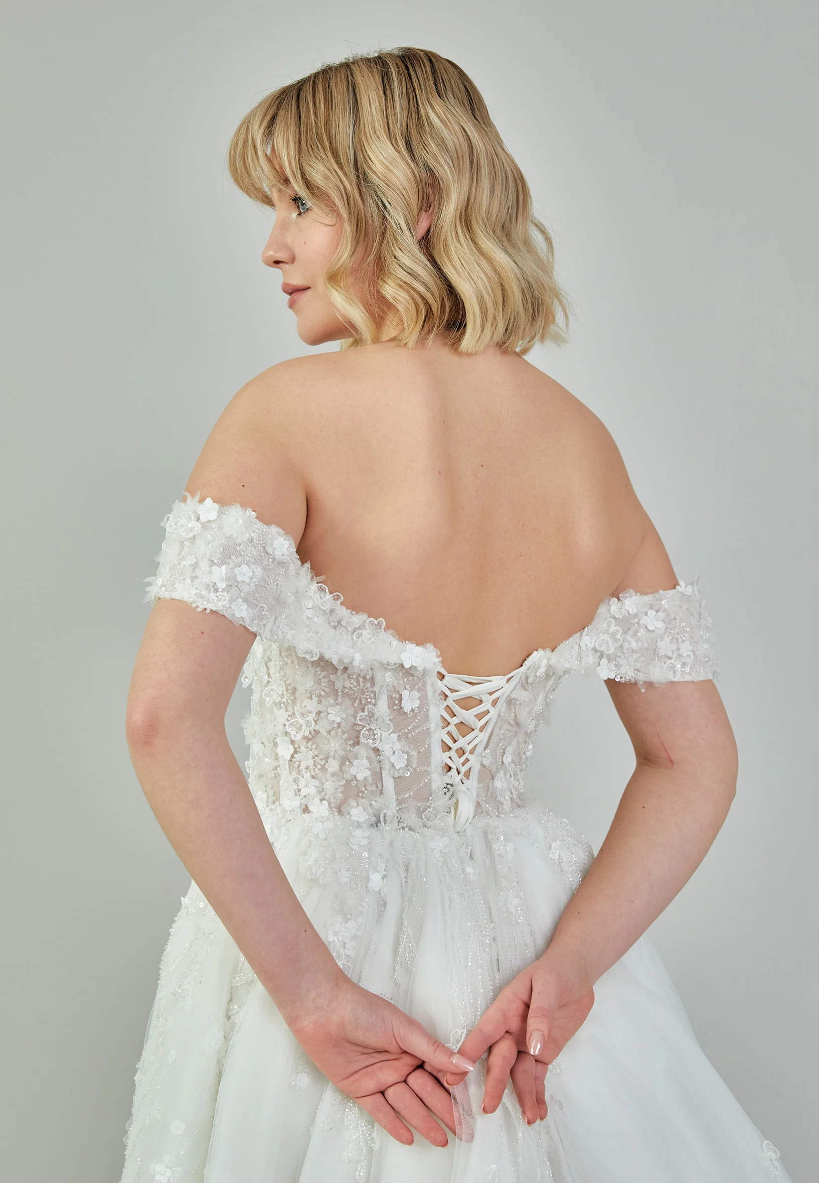 Off Shoulder Maxi Tulle Regular Wedding Dress ezs2024-12 - Image 9