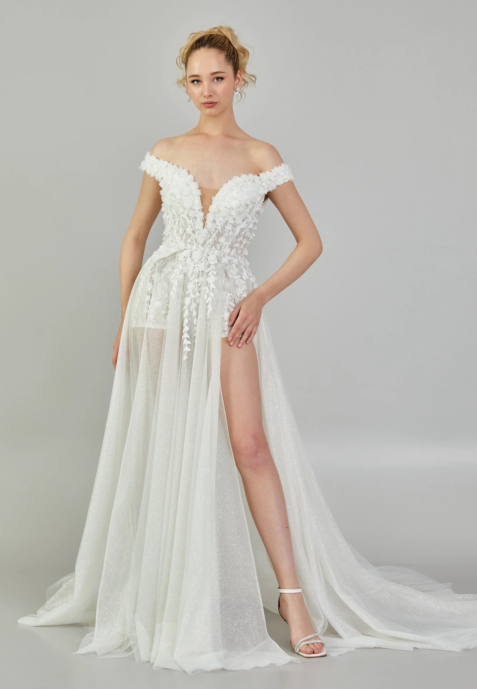 Off Shoulder Maxi Tulle Regular Wedding Dress rlb1789