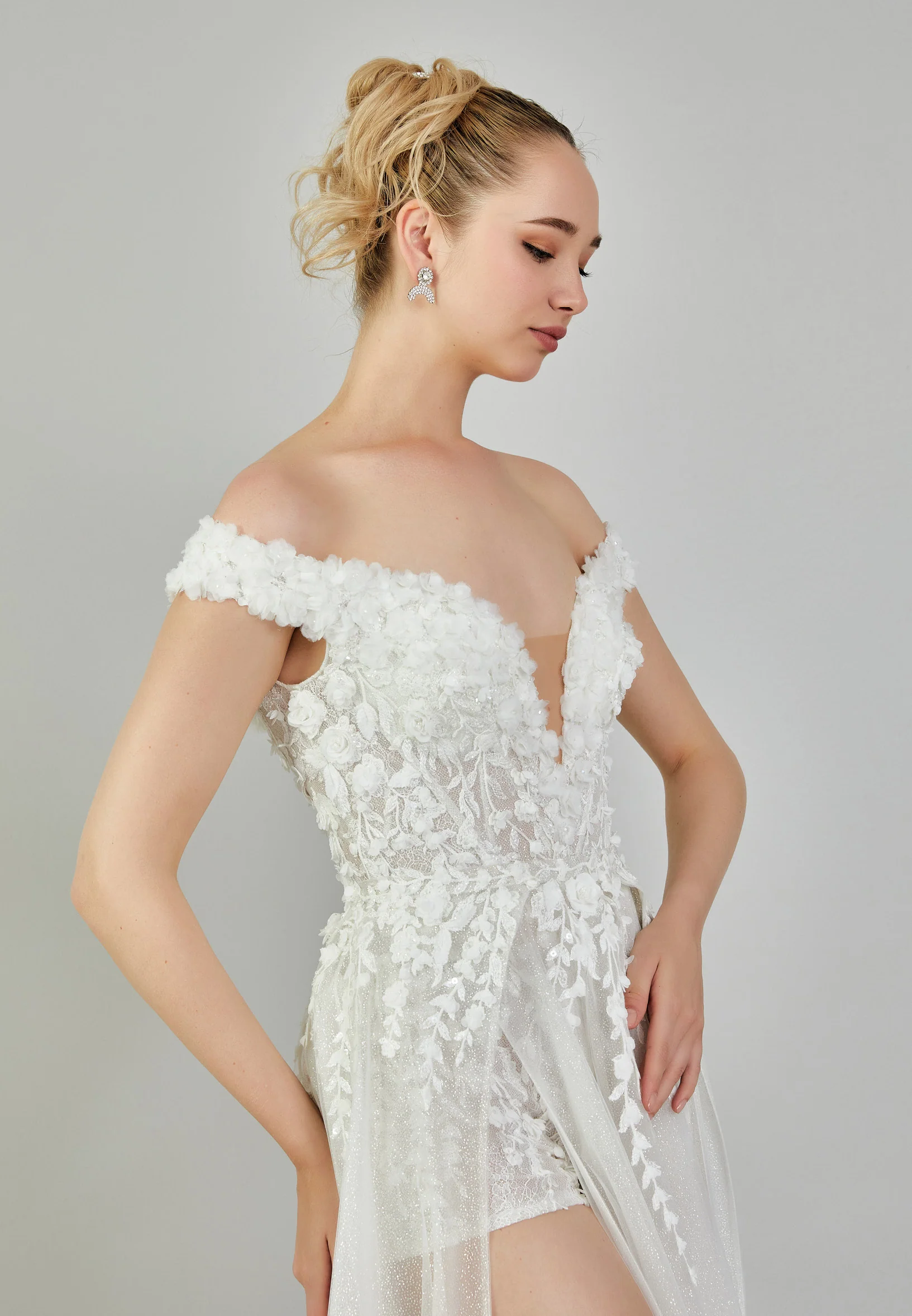 Off Shoulder Maxi Tulle Regular Wedding Dress rlb1789 - Image 2