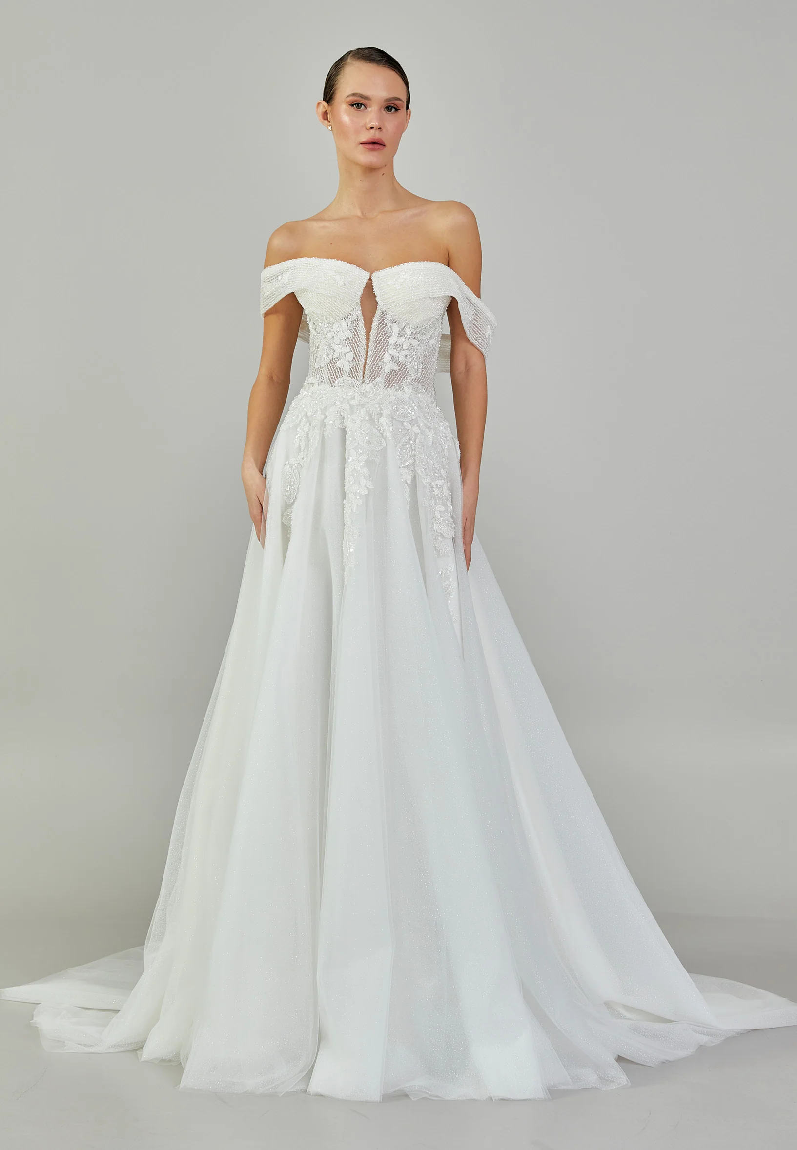 Off Shoulder Maxi Tulle Regular Wedding Dress vkr2020