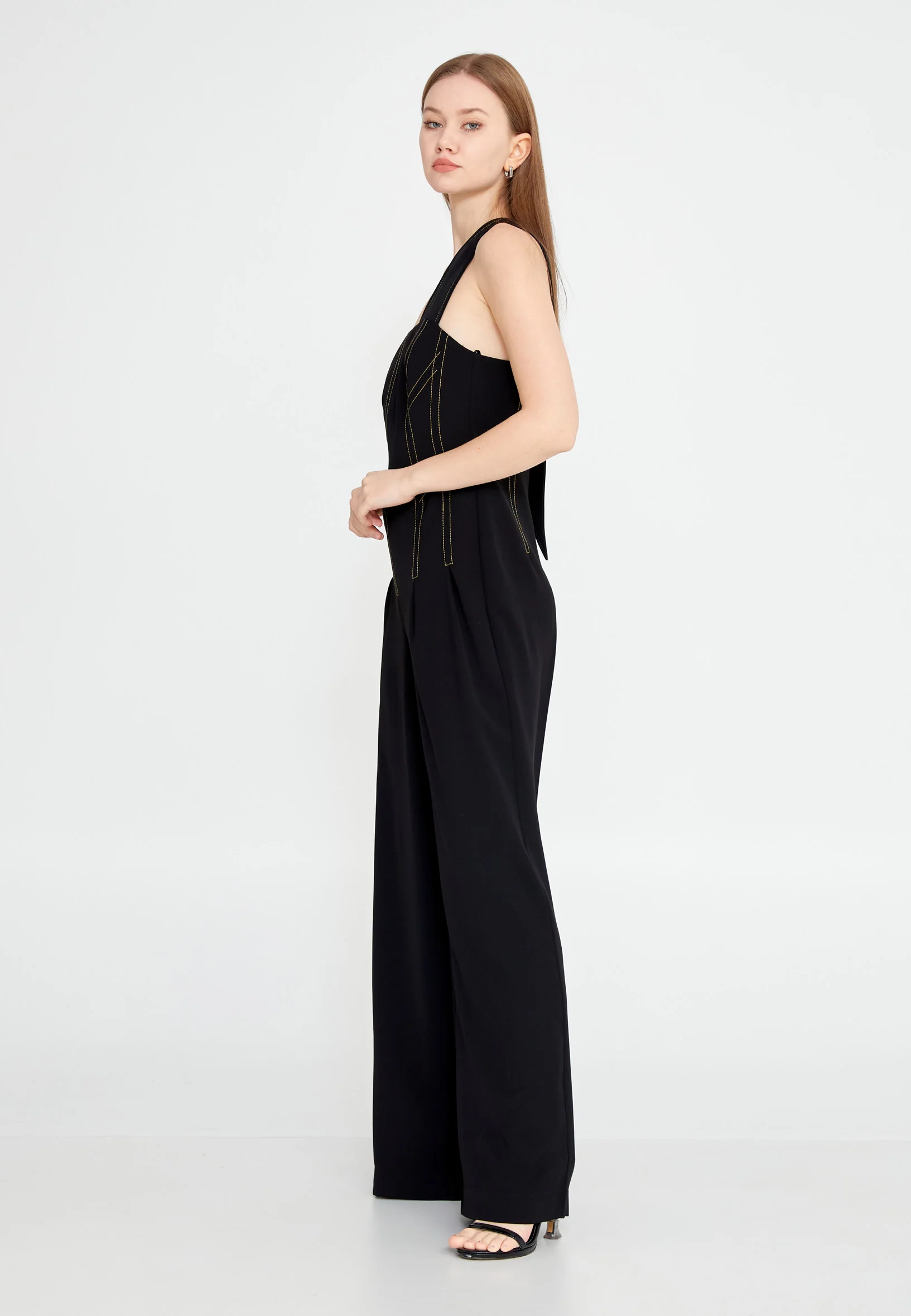 One Shoulder Solid Color Regular Fit Regular Casual Jumpsuit kmy24y22402 - Image 3