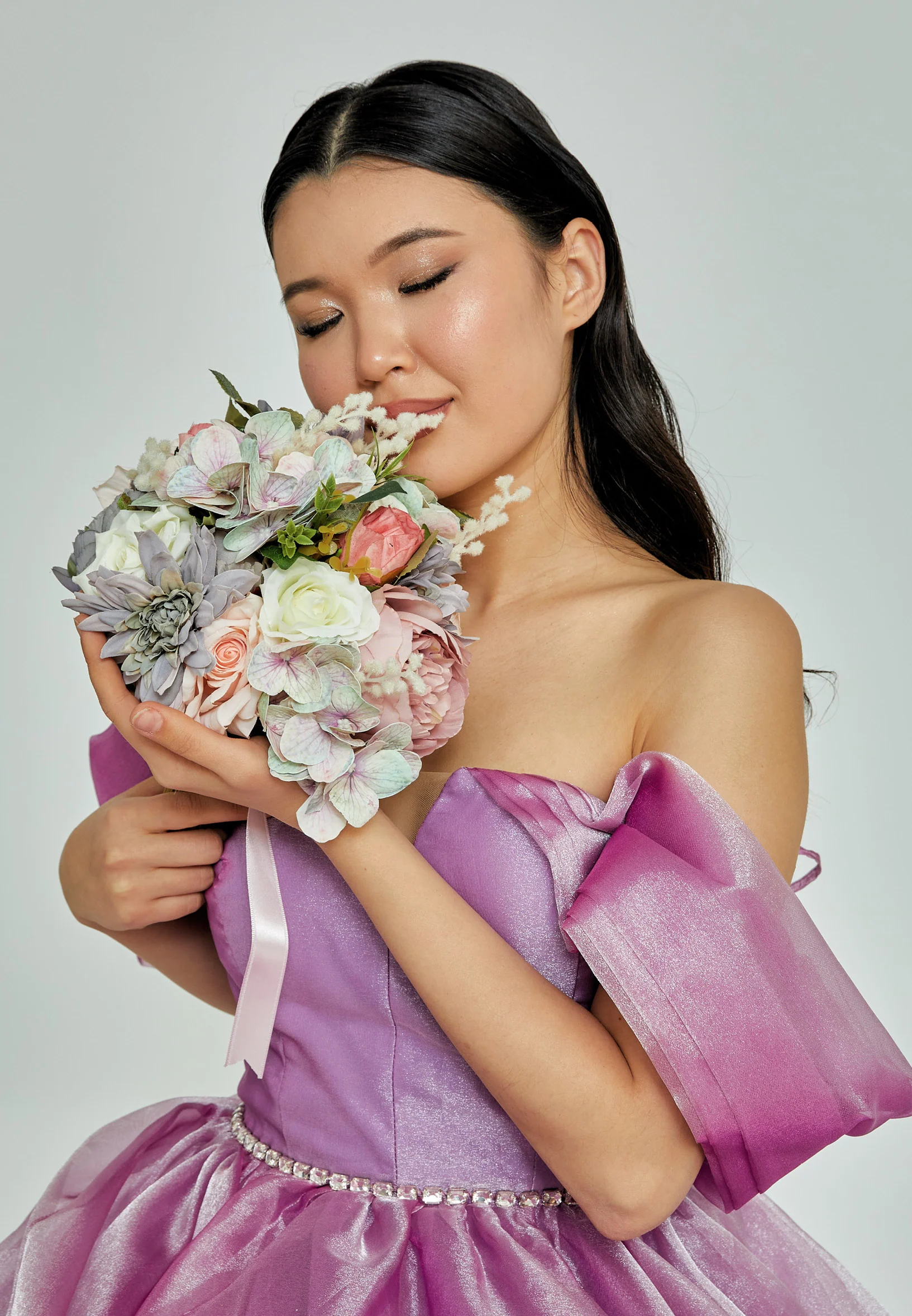 Ranunculus Round Bridal Bouquet aba23-41-6 - Image 3