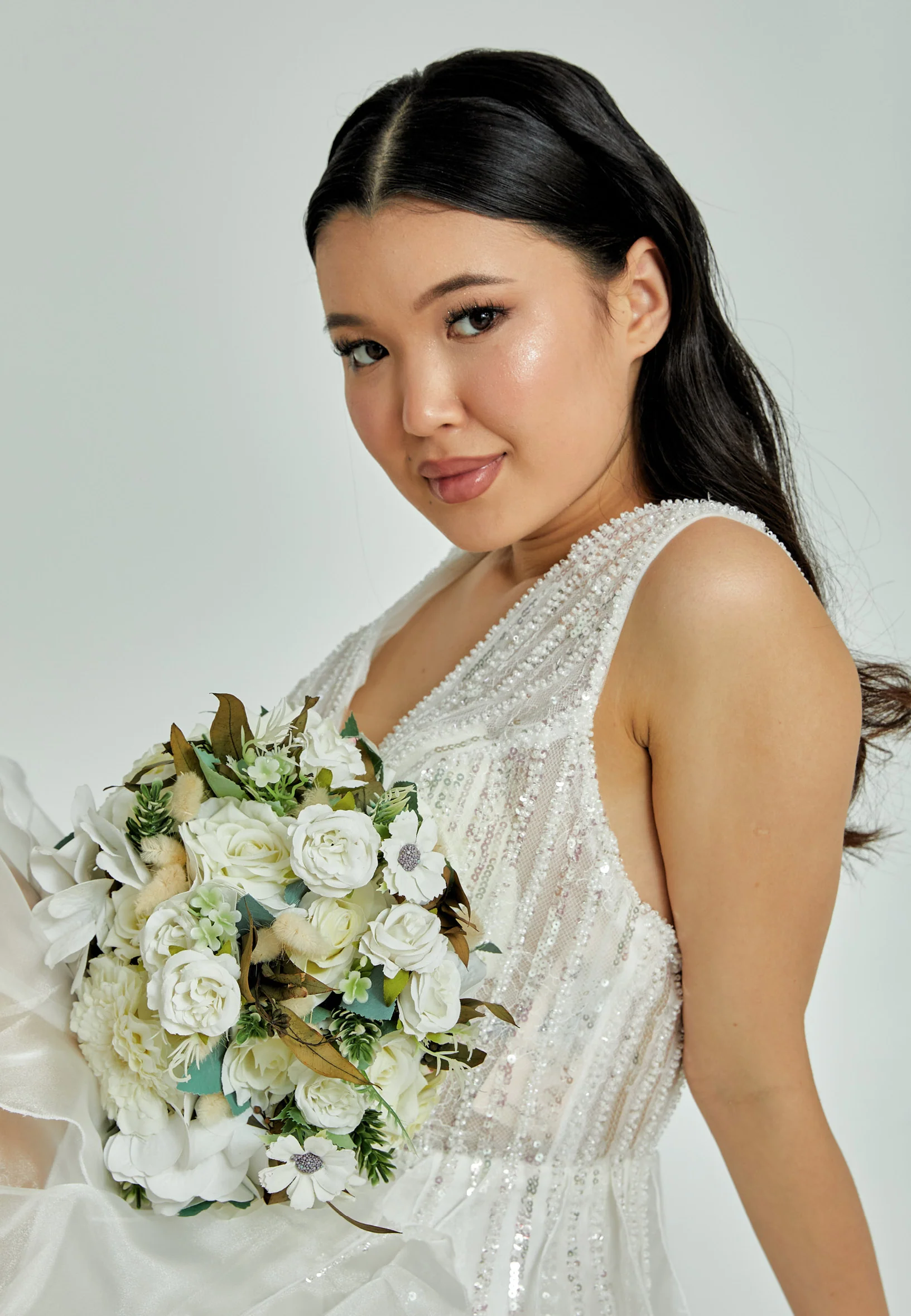 Ranunculus Round Bridal Bouquet abbc004 - Image 2