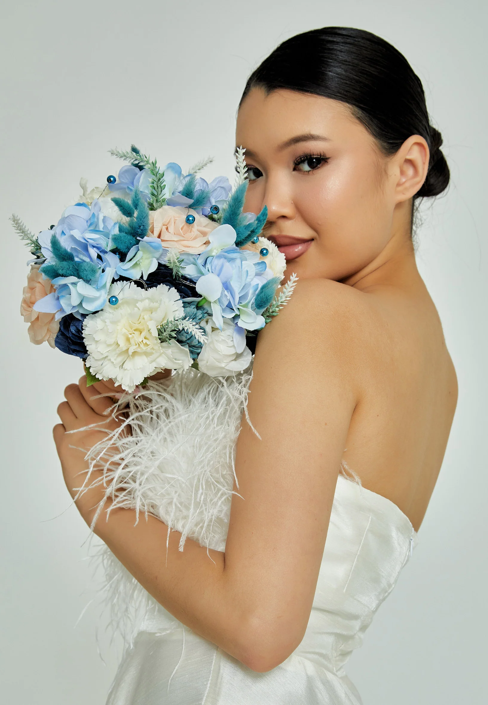Roses Round Bridal Bouquet aba23-40-2 - Image 3