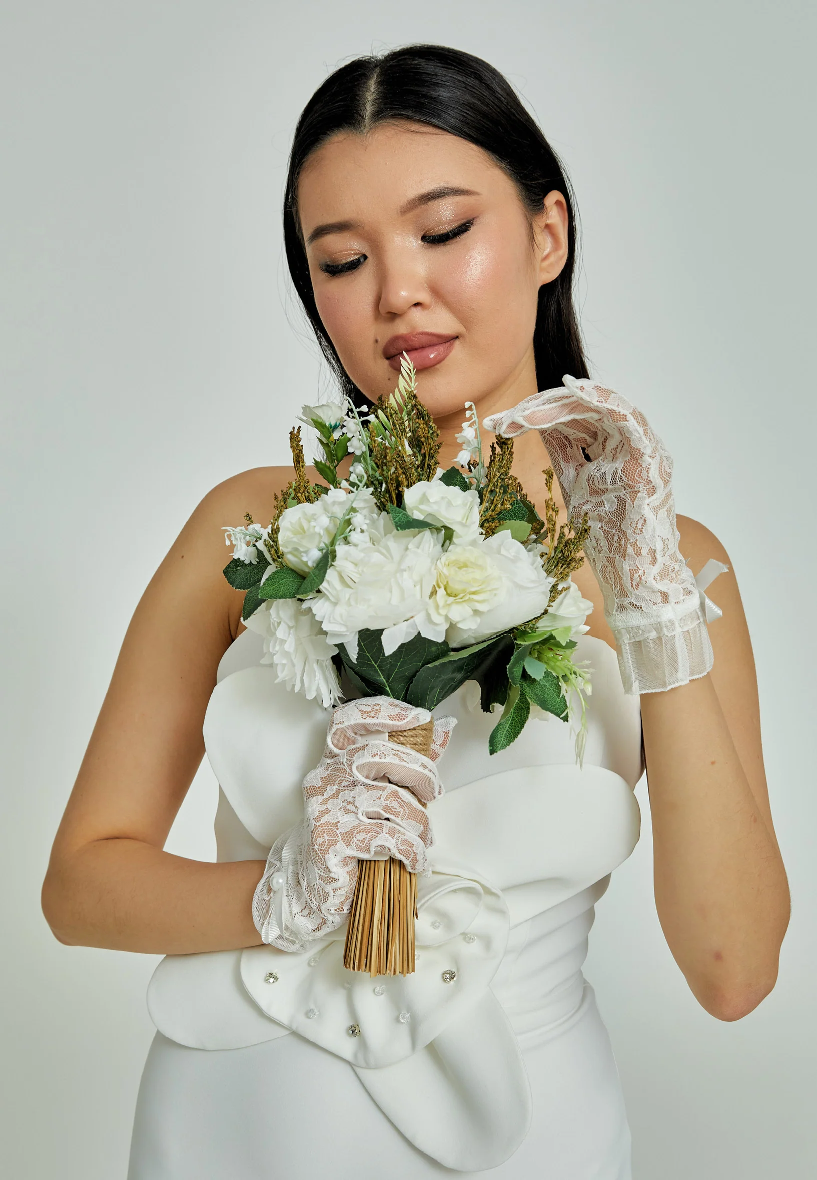Roses Round Bridal Bouquet aba23-40-8 - Image 2